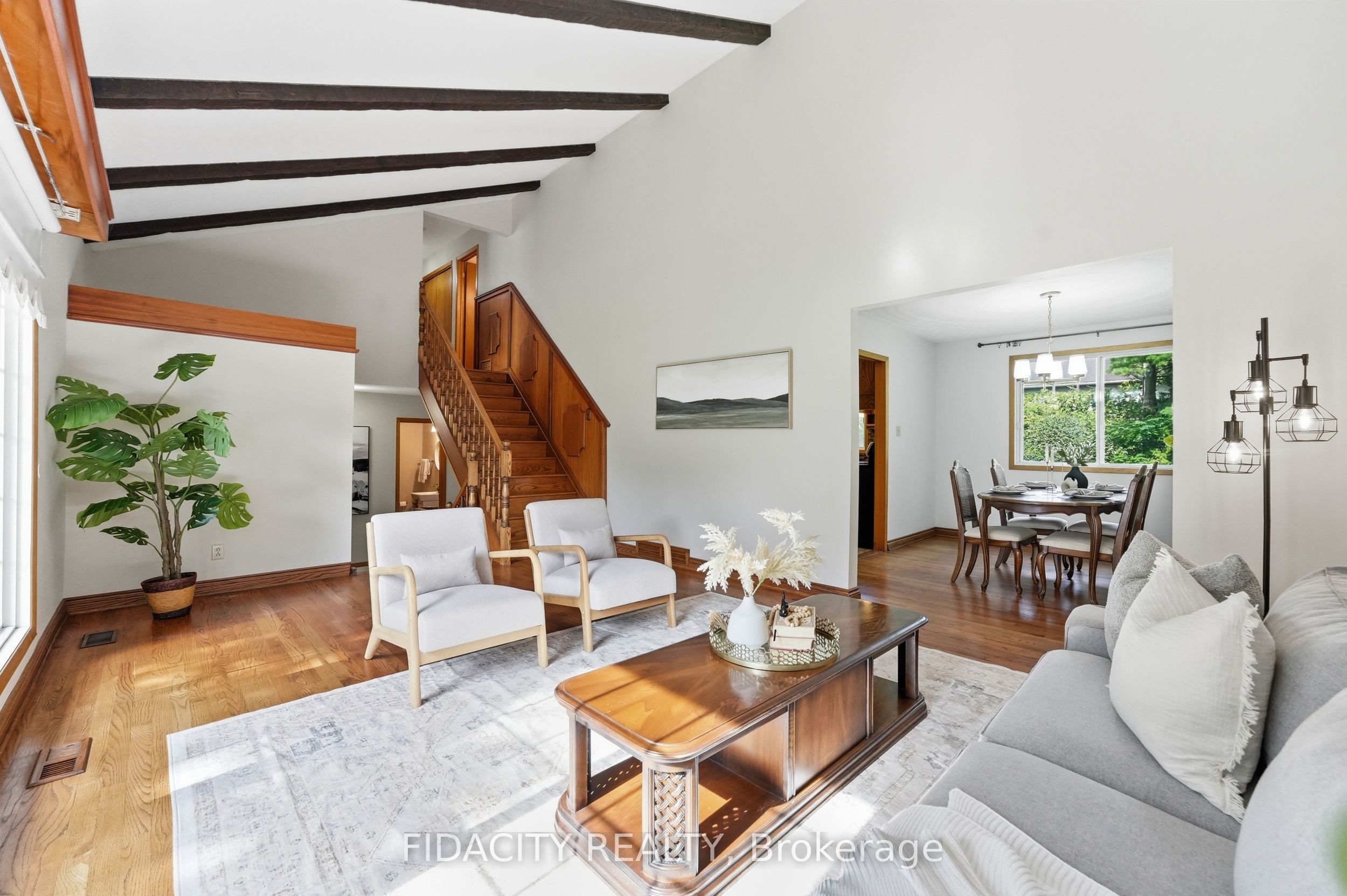 45 Cortleigh Drive Property Photo 7