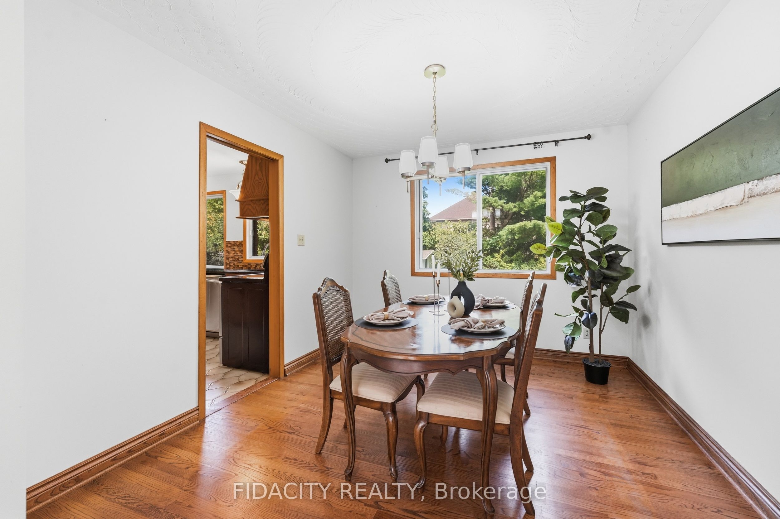 45 Cortleigh Drive Property Photo 11