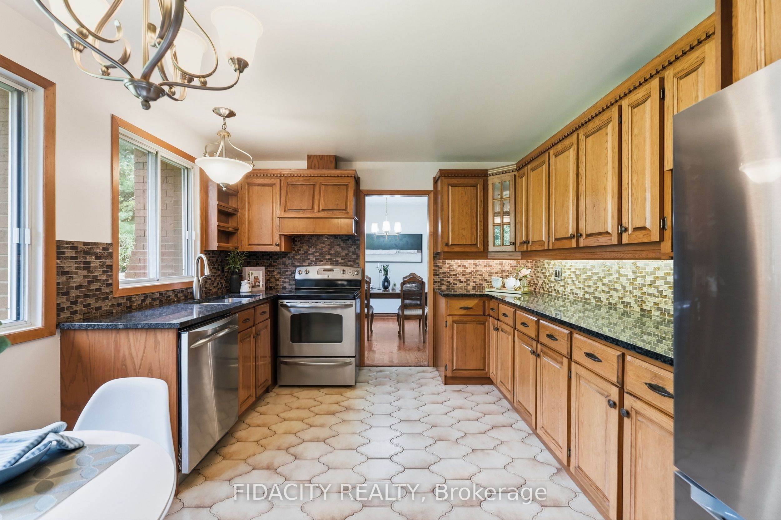 45 Cortleigh Drive Property Photo 12