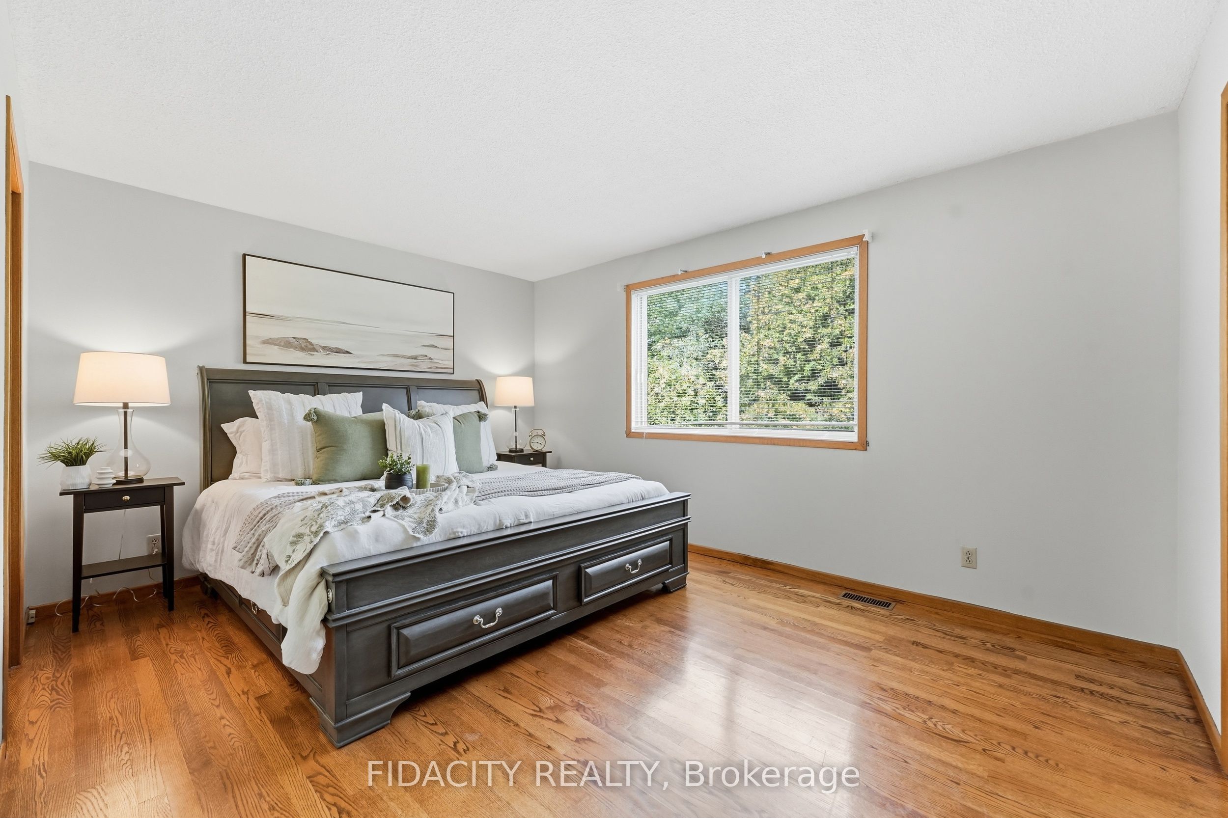 45 Cortleigh Drive Property Photo 21