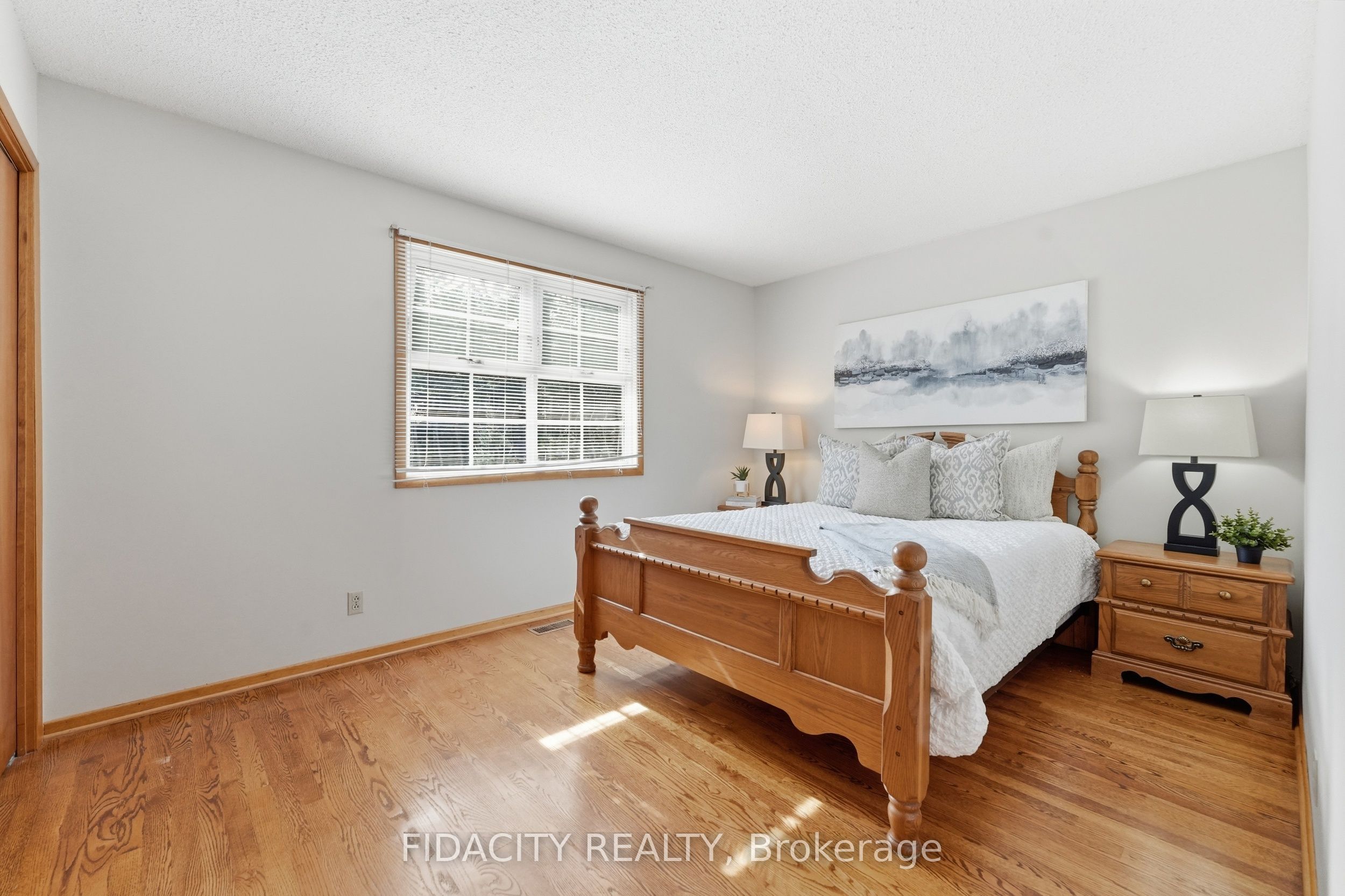 45 Cortleigh Drive Property Photo 24