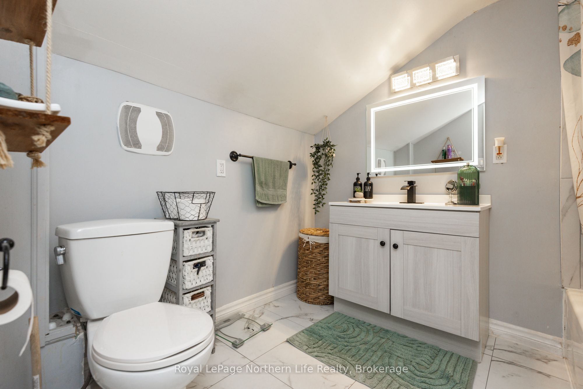 133 Princess Street E Property Photo 26