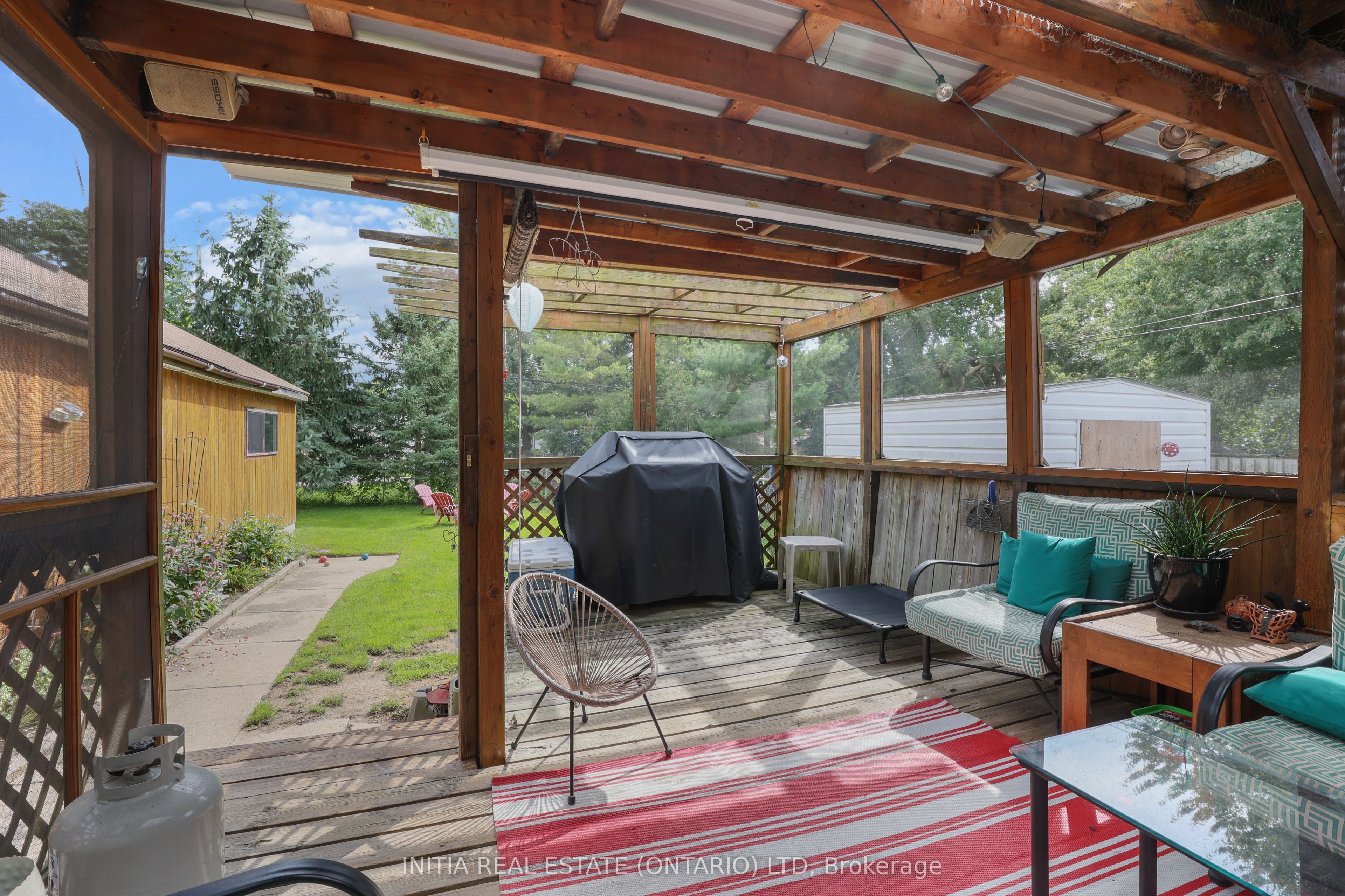 55 Briscoe Street W Property Photo 21