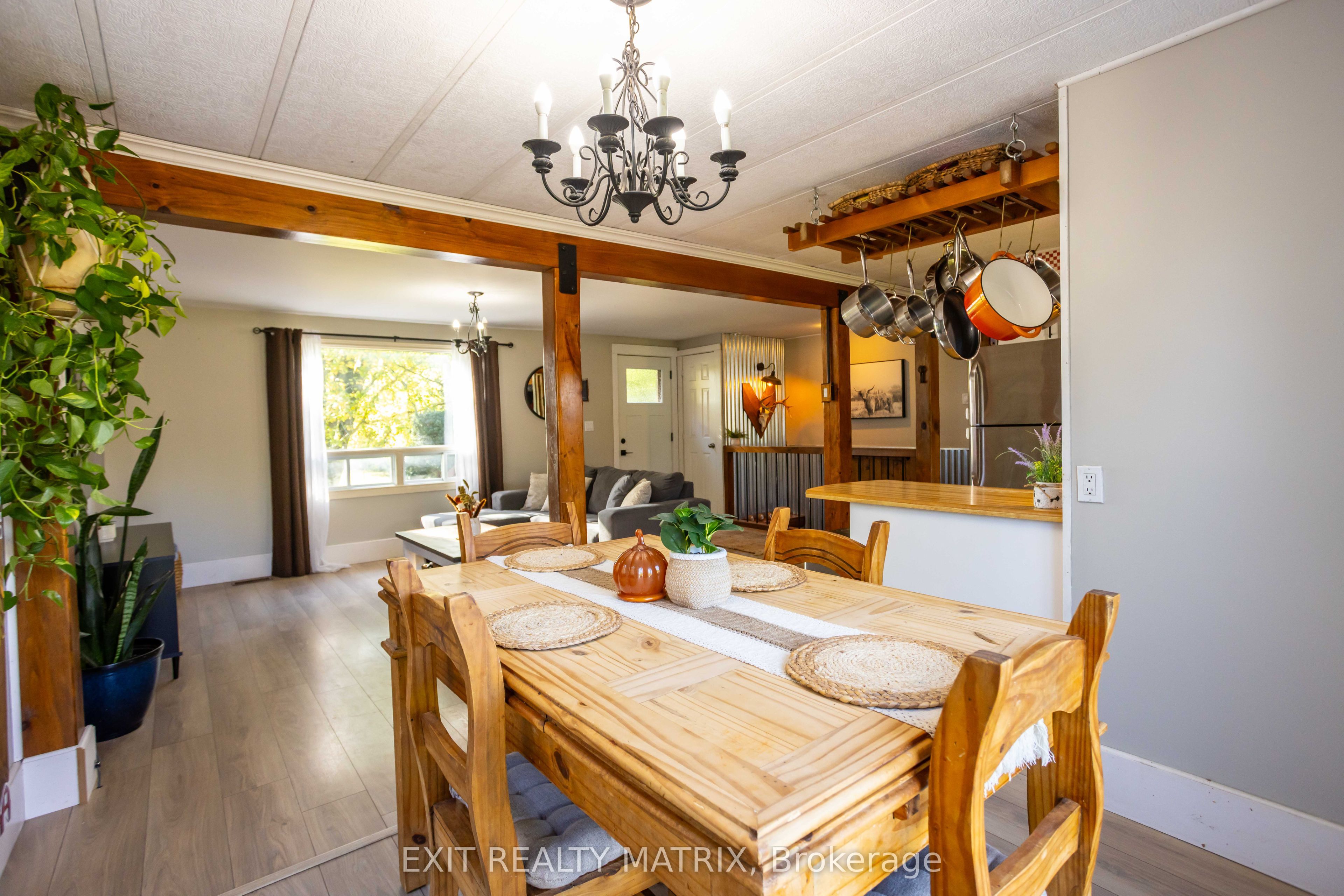 18113 Glen Falloch Road Property Photo 10