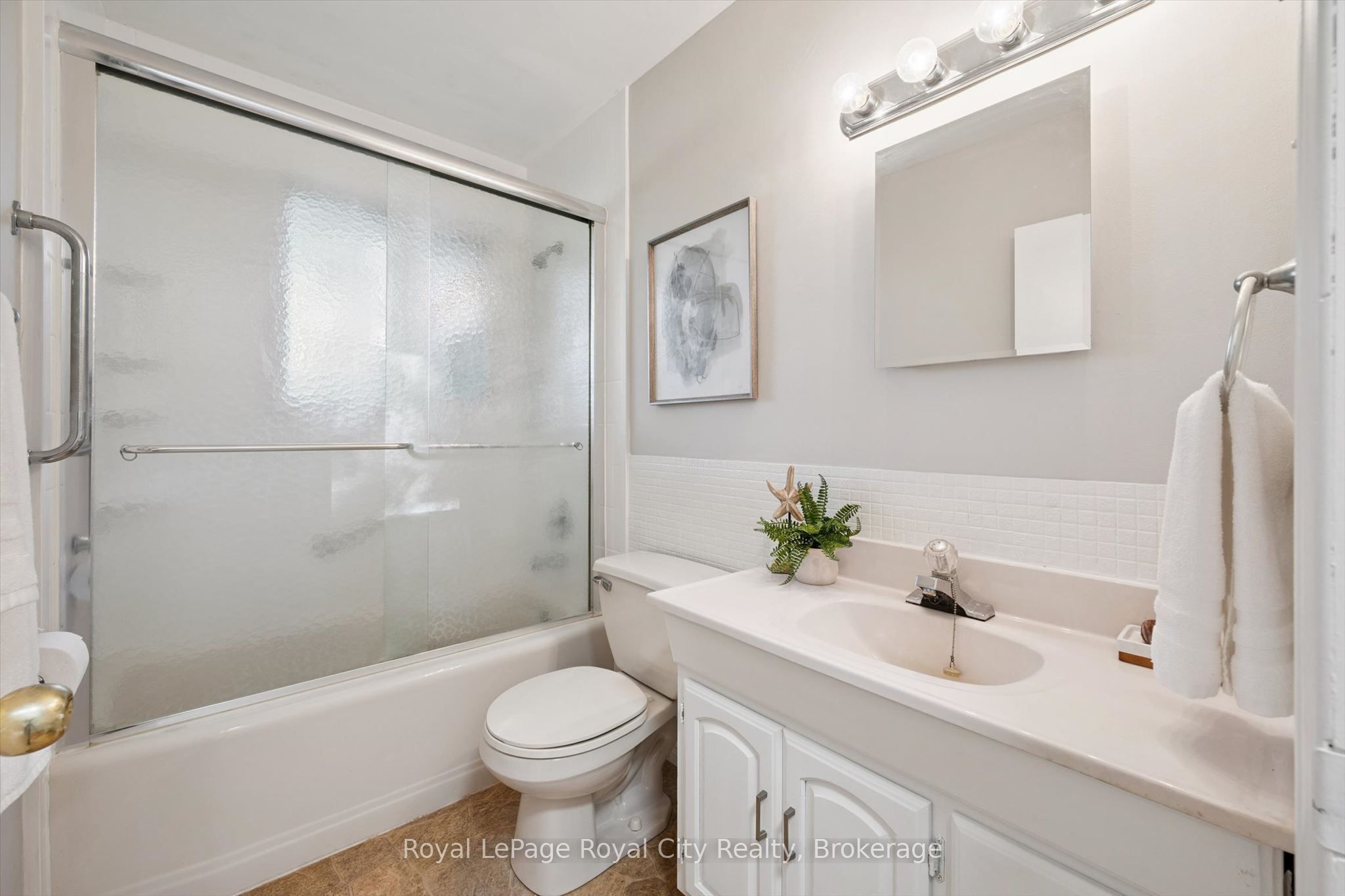 7065 Fife Road Property Photo 17