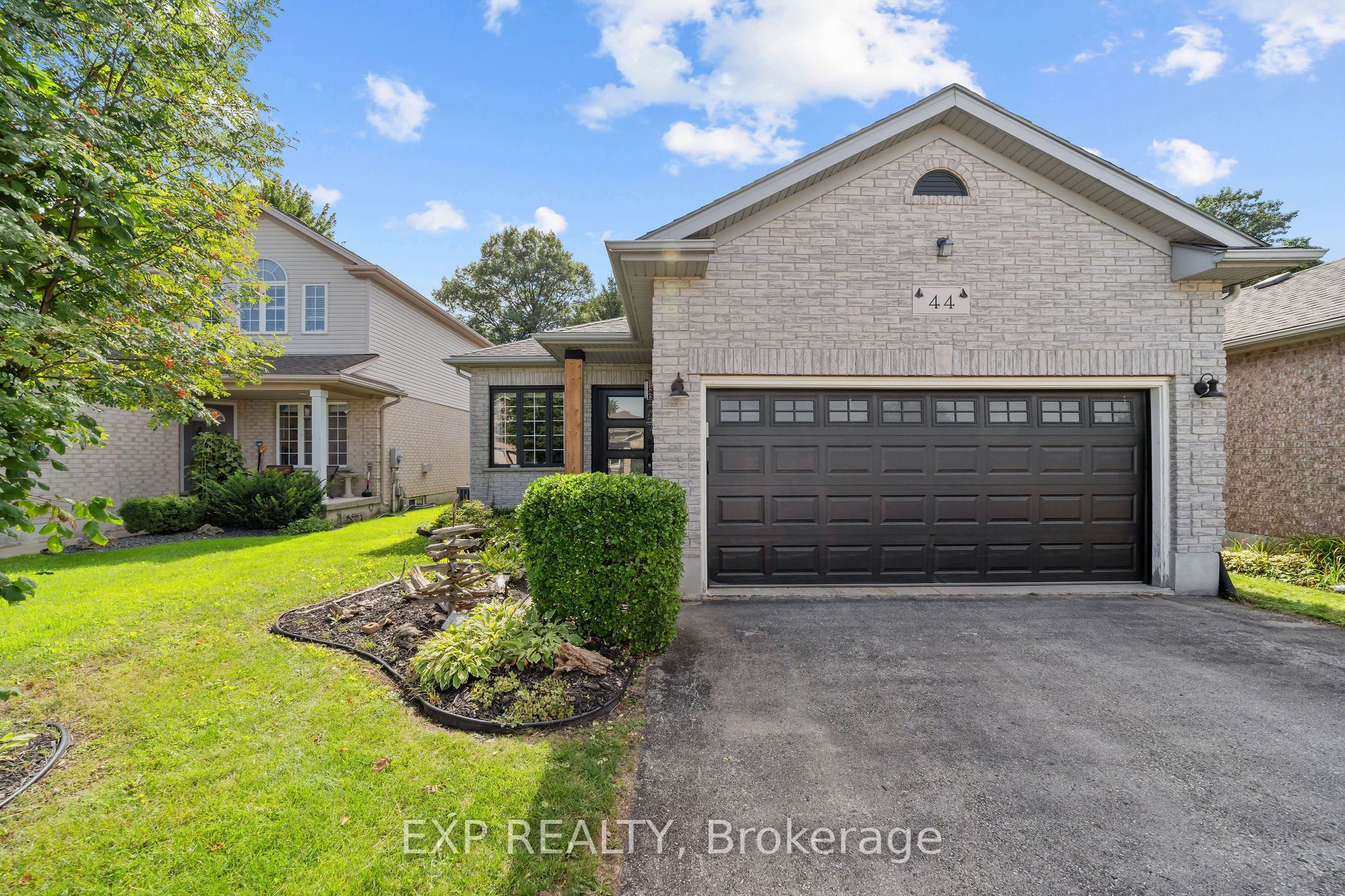 44 Juniper Crescent Property Photo 2