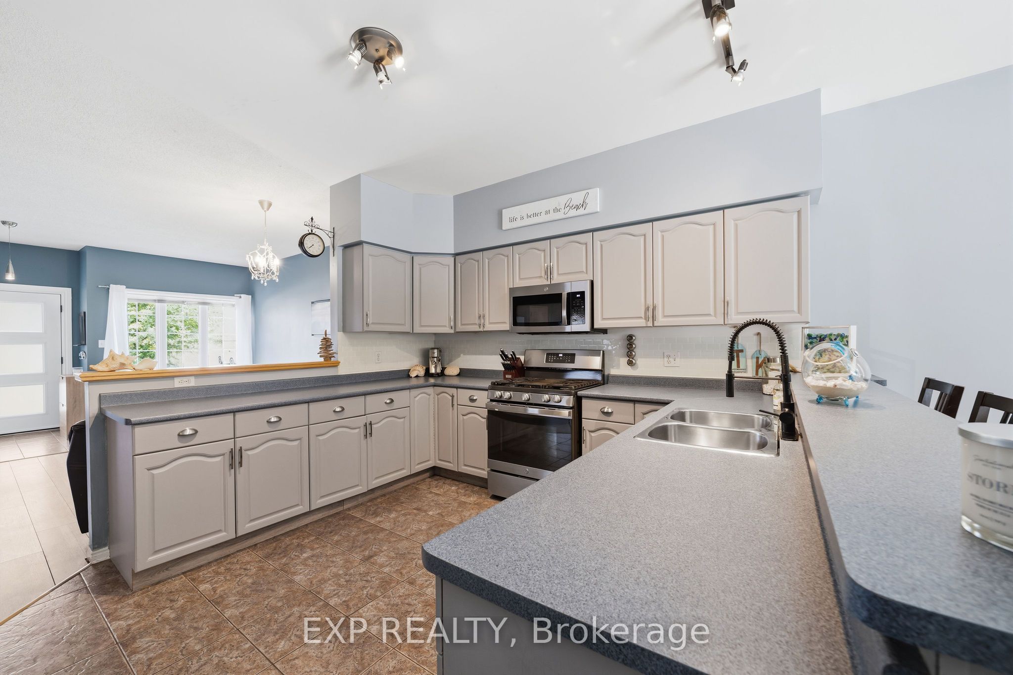 44 Juniper Crescent Property Photo 7