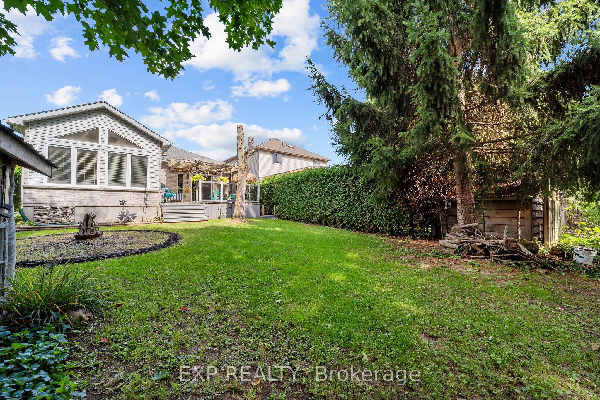 44 Juniper Crescent Property Photo 32