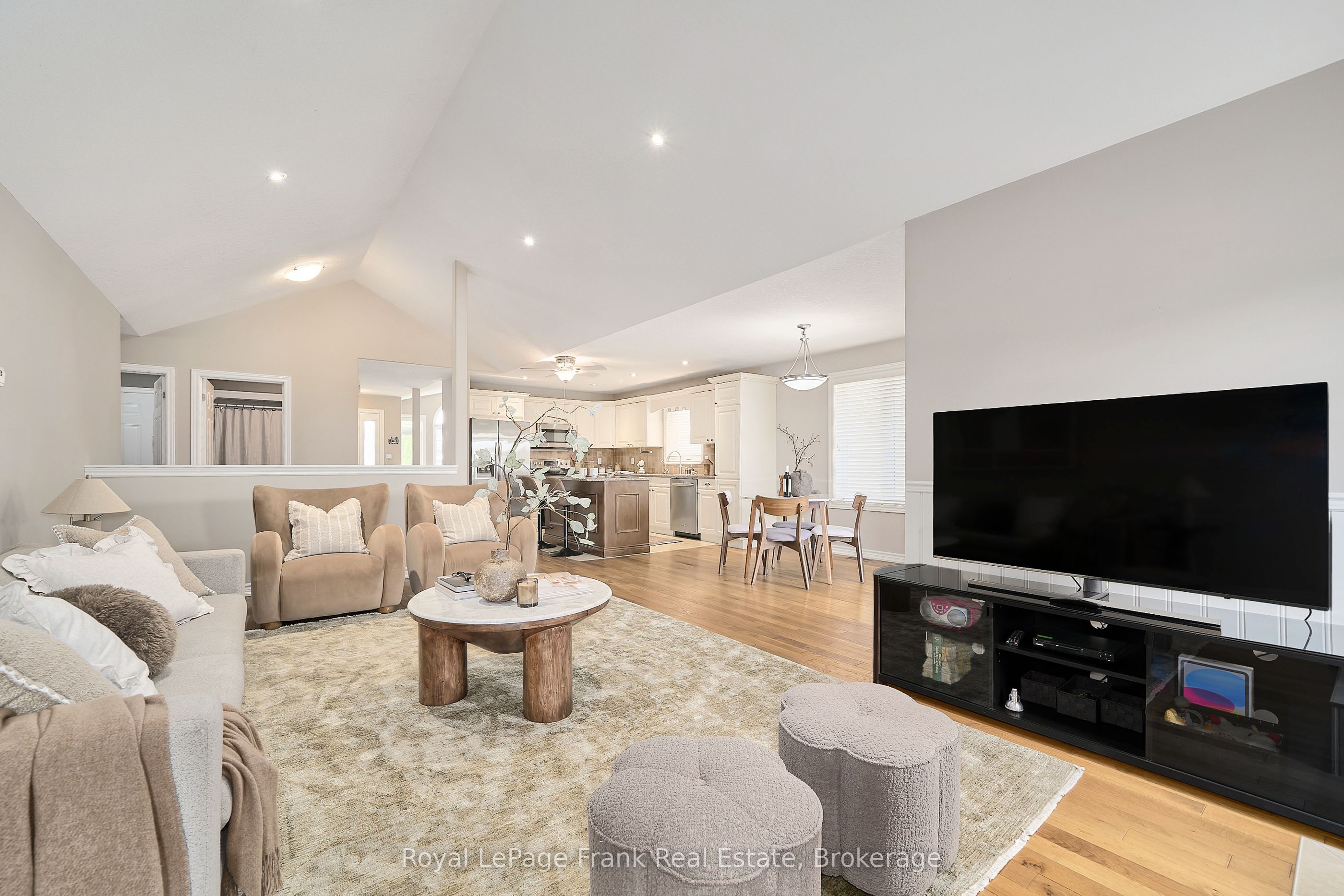 11 Fox Den Drive Property Photo 20