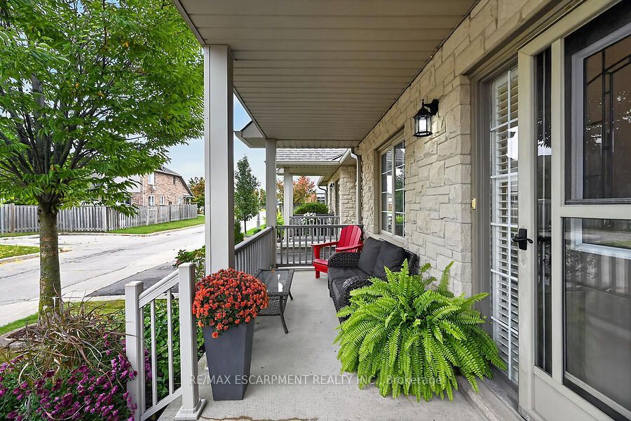34 Southbrook Drive 43 Property Photo 5