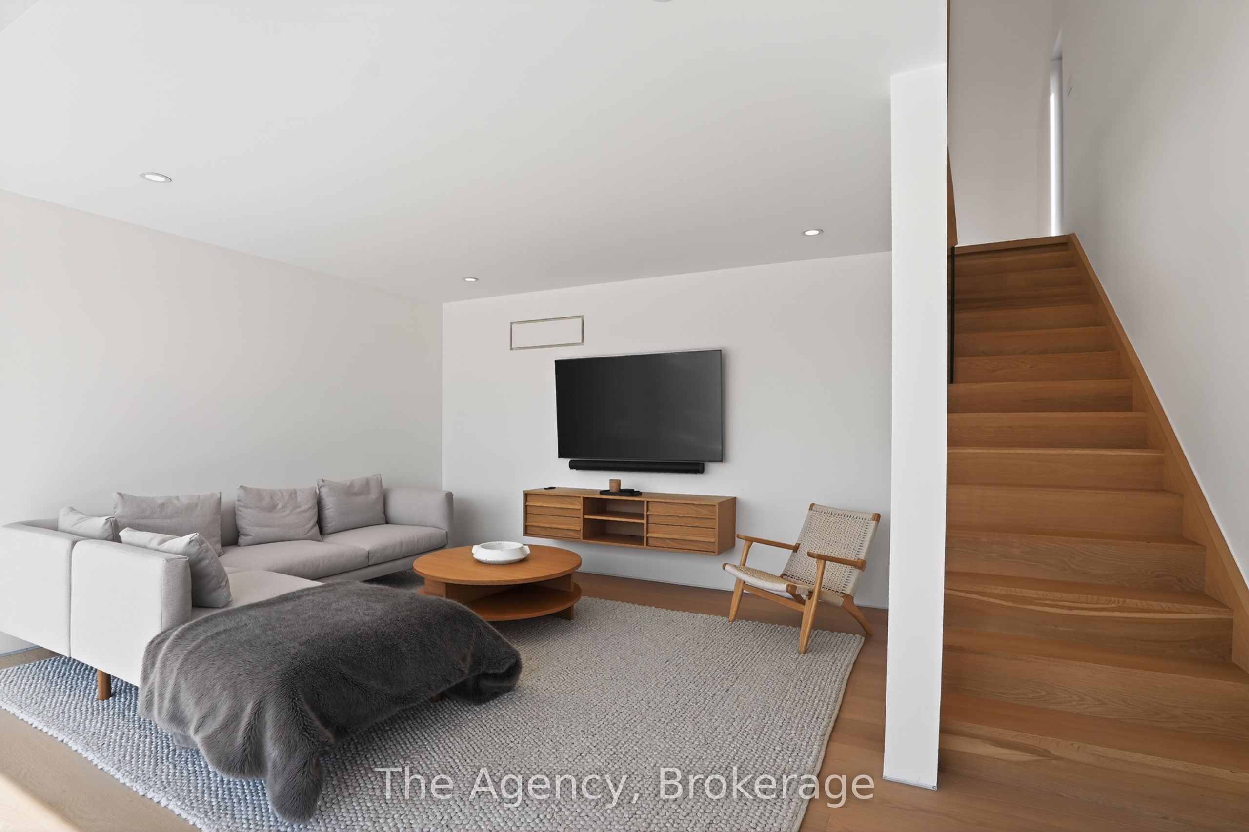 716555 1st Line E Property Photo 20