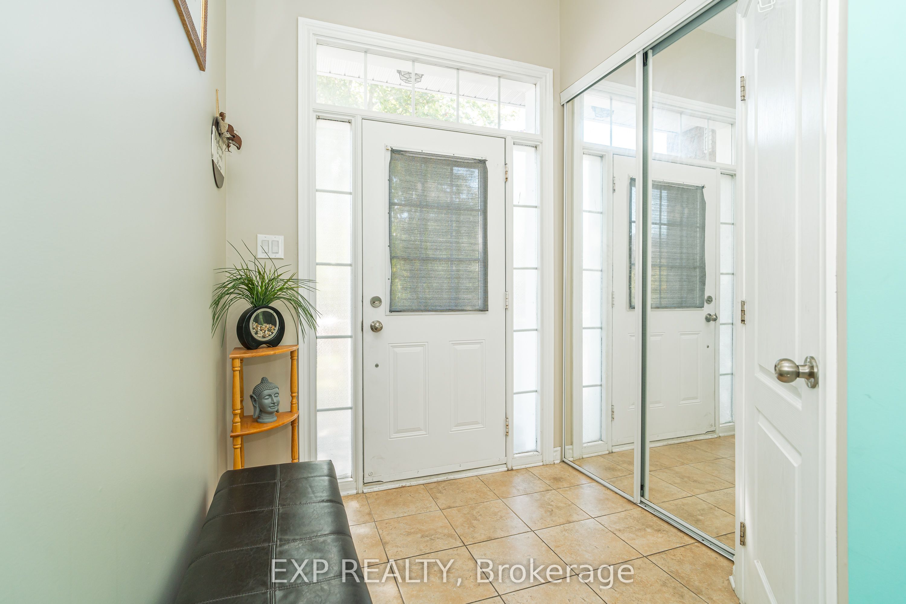 441 Foxhall Way Property Photo 5