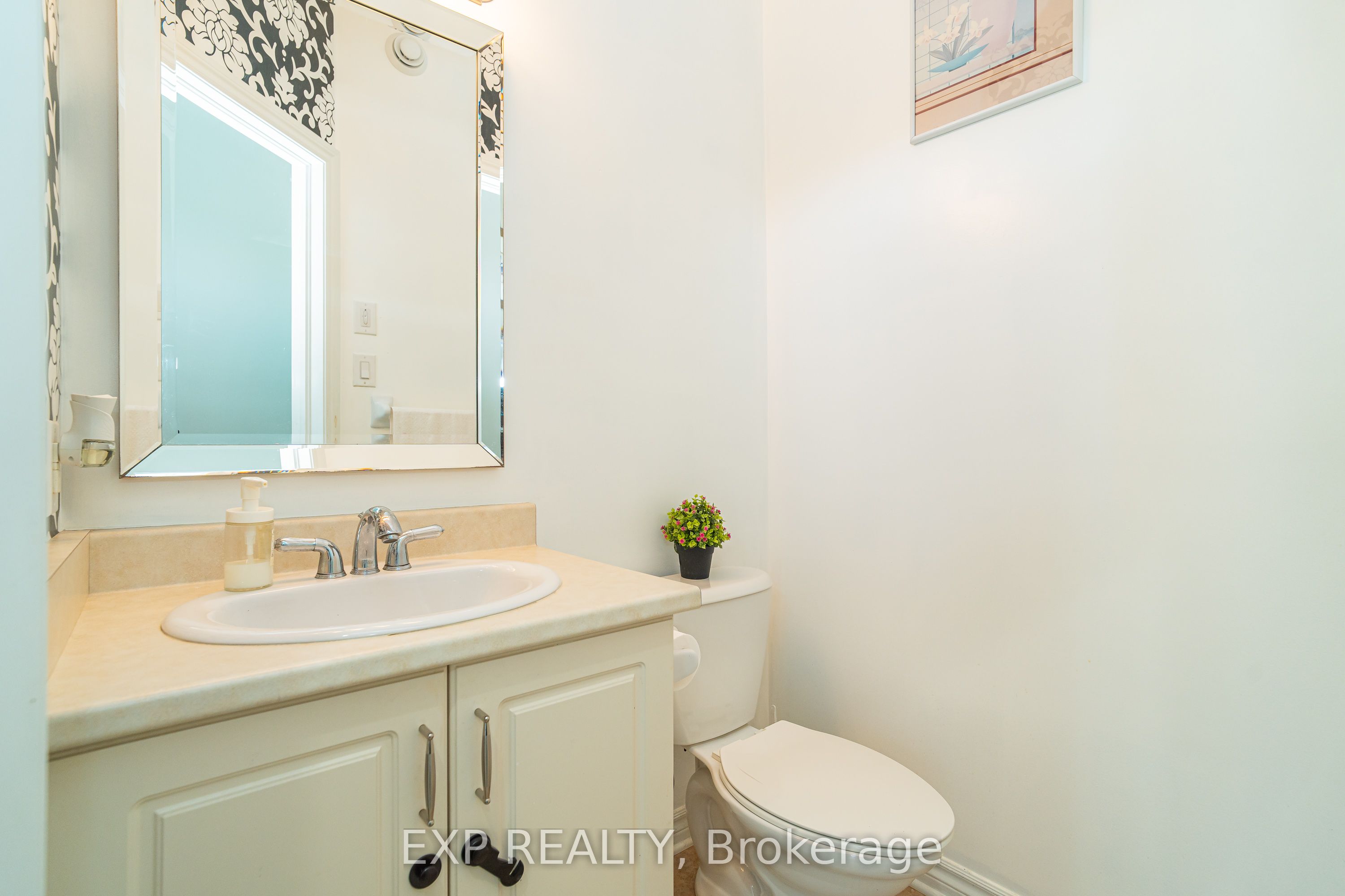 441 Foxhall Way Property Photo 6