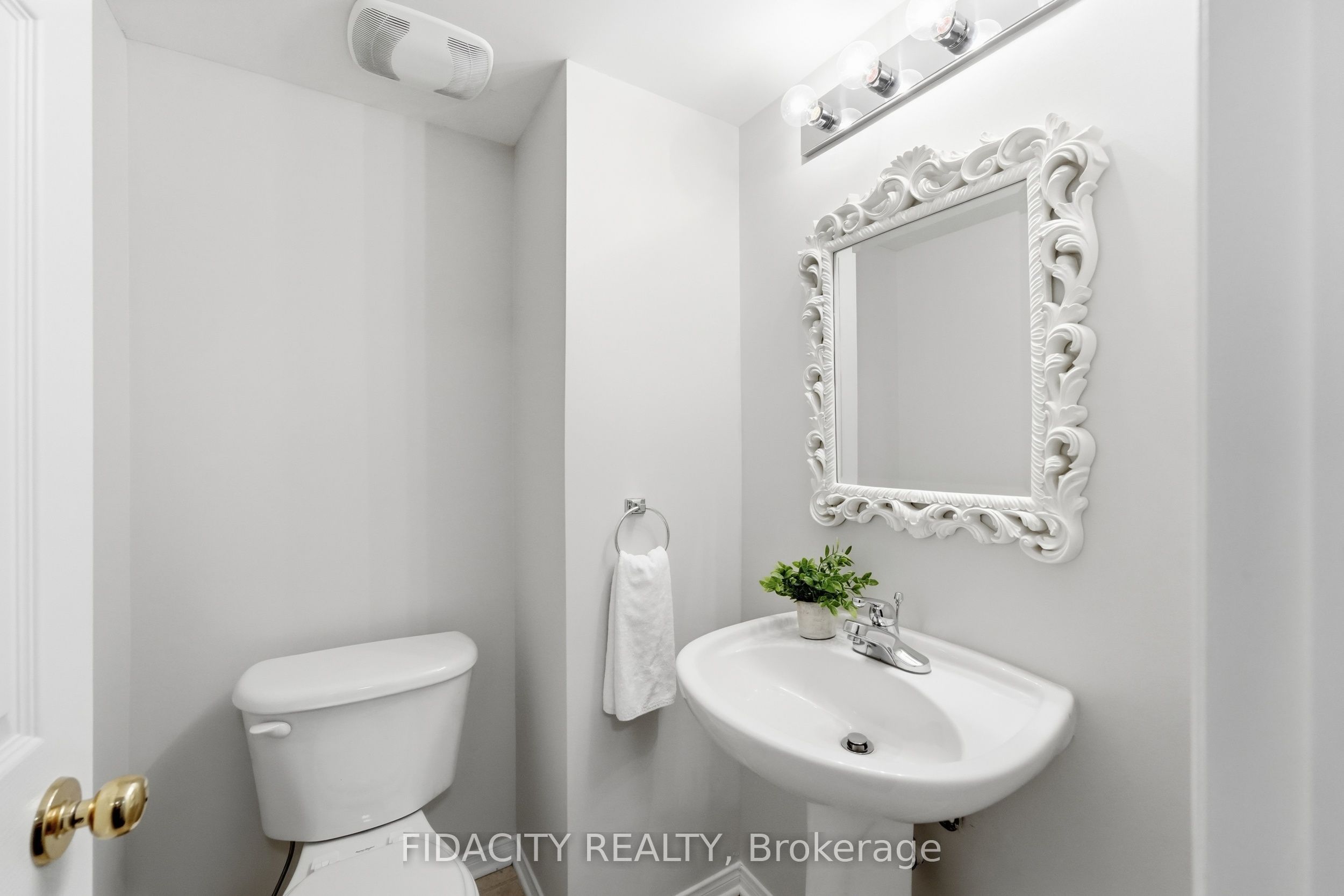 324 Crownridge Drive 55 Property Photo 15