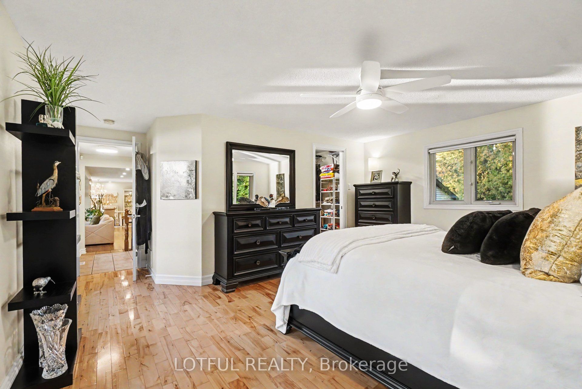 2420 Pine Avenue Property Photo 23