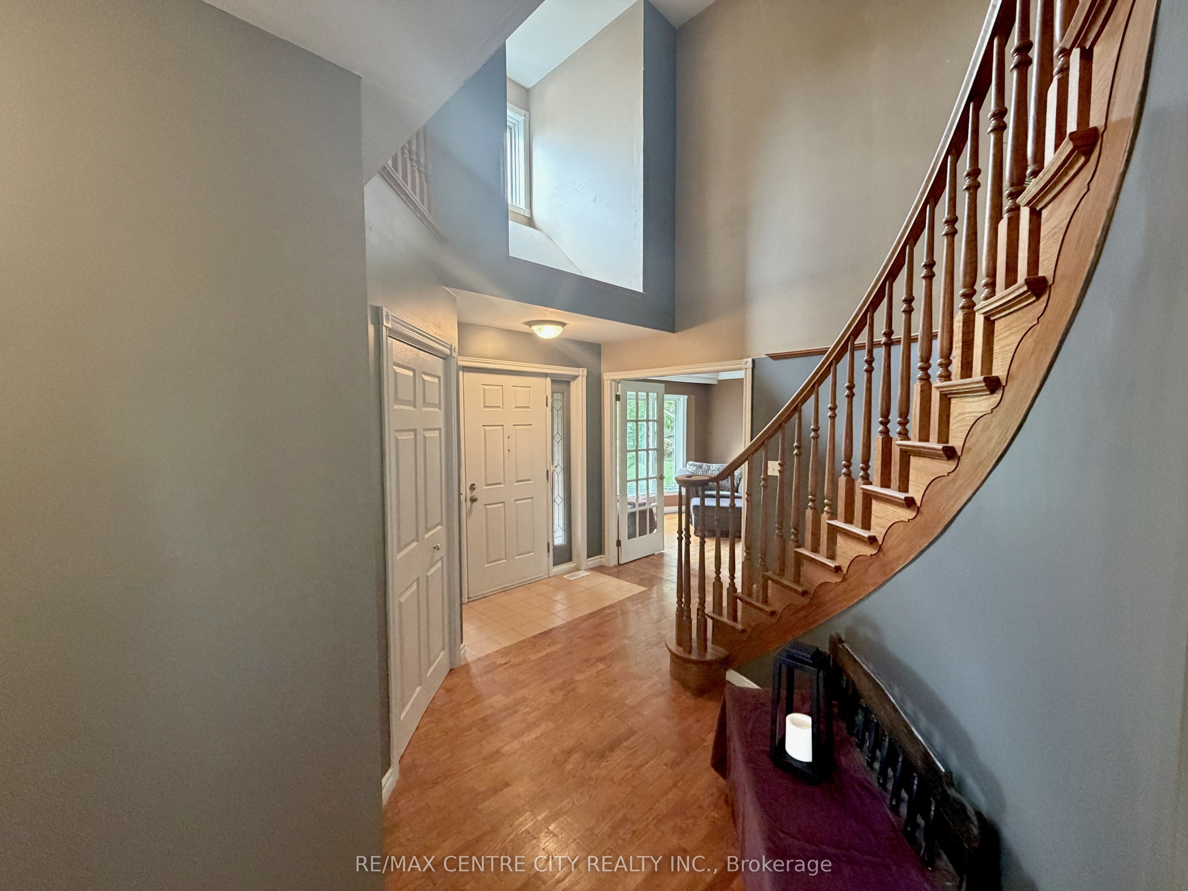 7442 Fairview Road Property Photo 27