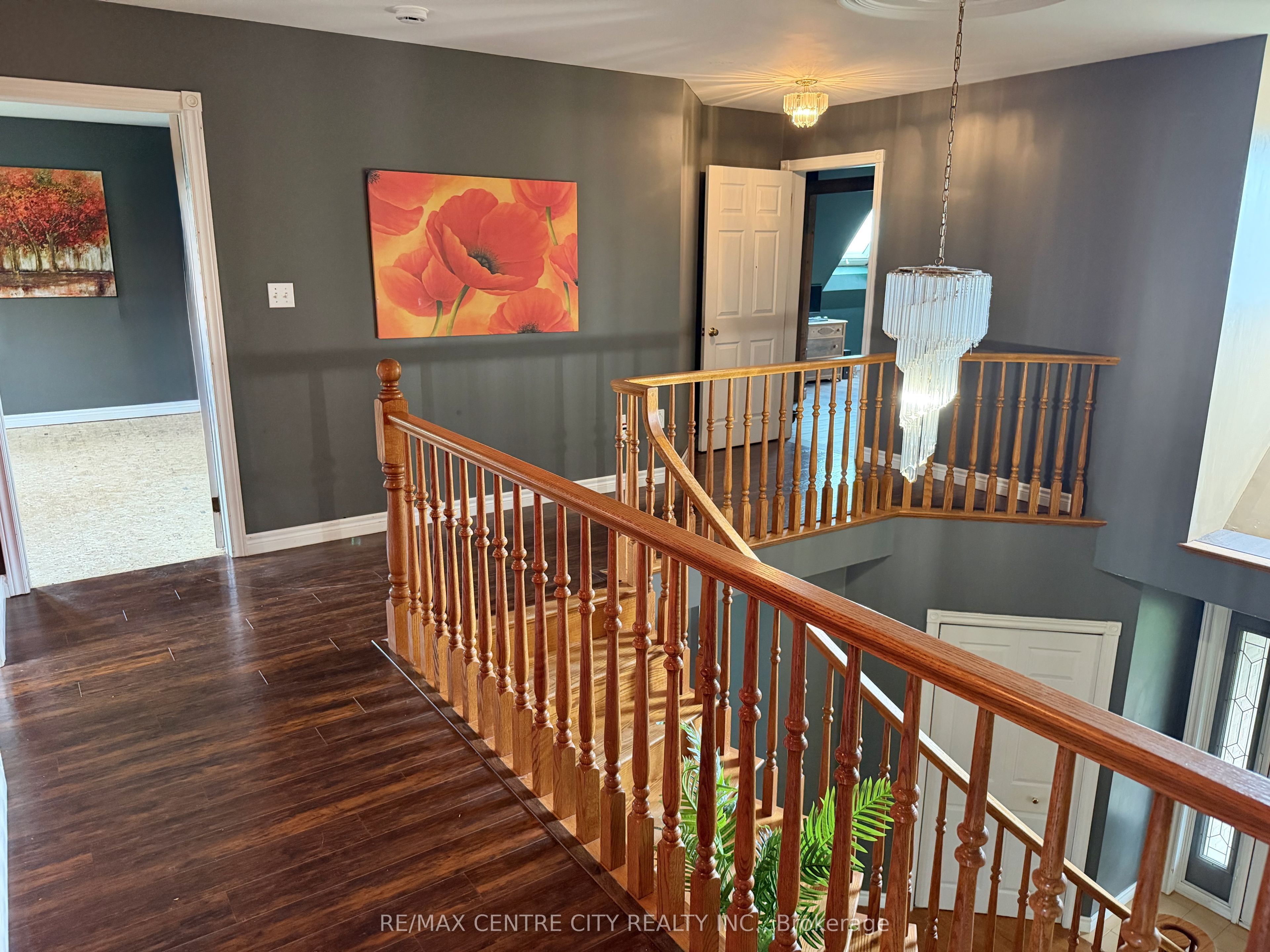 7442 Fairview Road Property Photo 30