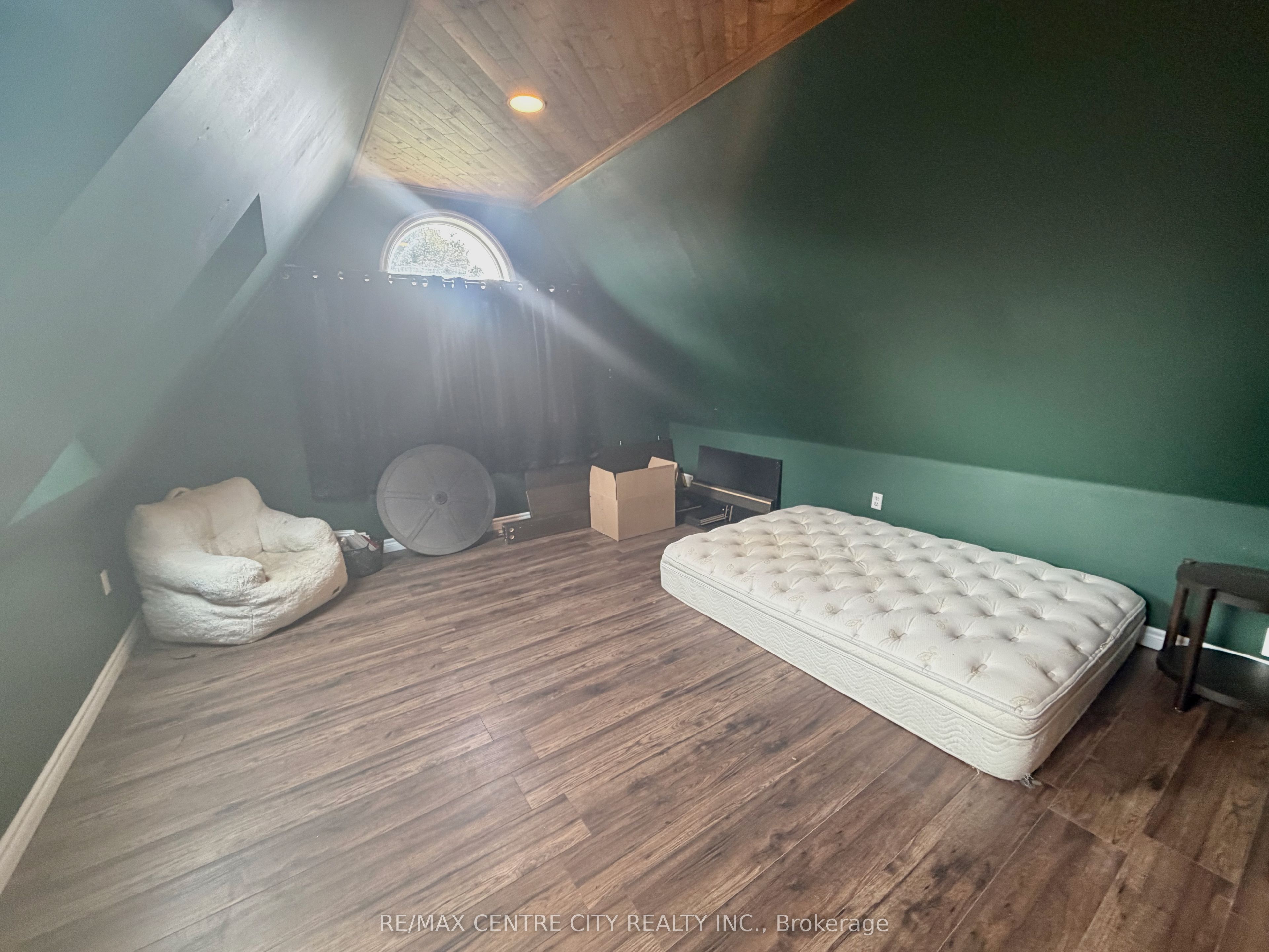 7442 Fairview Road Property Photo 36