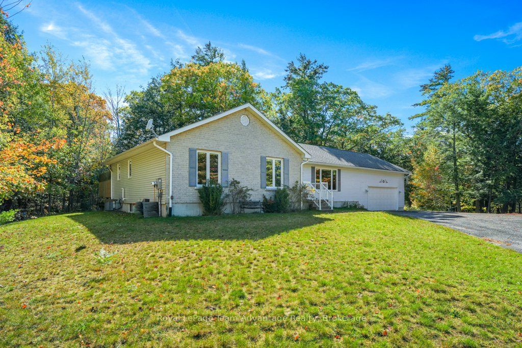 10 Oakridge Road Property Photo 5