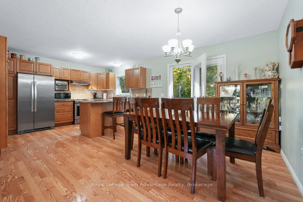 10 Oakridge Road Property Photo 12