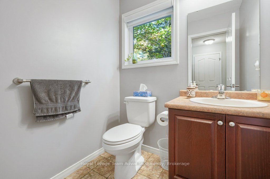 10 Oakridge Road Property Photo 26
