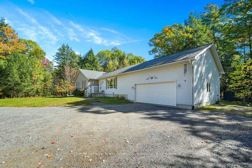 10 Oakridge Road Property Photo 33