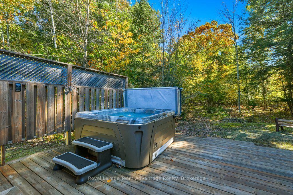 10 Oakridge Road Property Photo 44