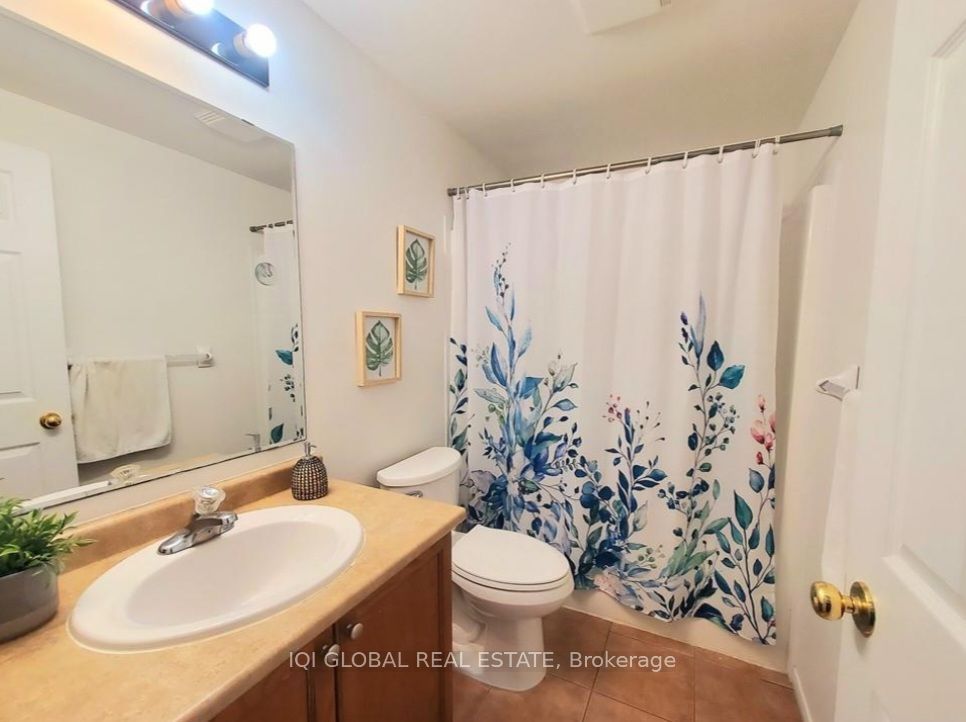 559 Victoria Road N Property Photo 21