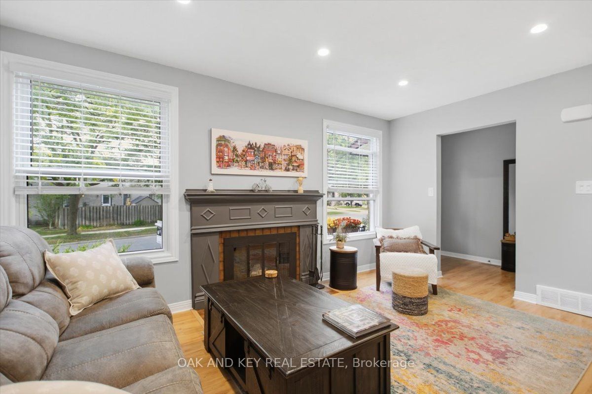 15 Chancton Crescent Property Photo 8