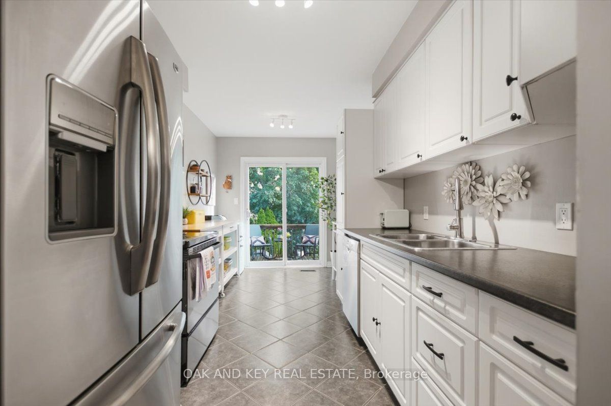 15 Chancton Crescent Property Photo 12