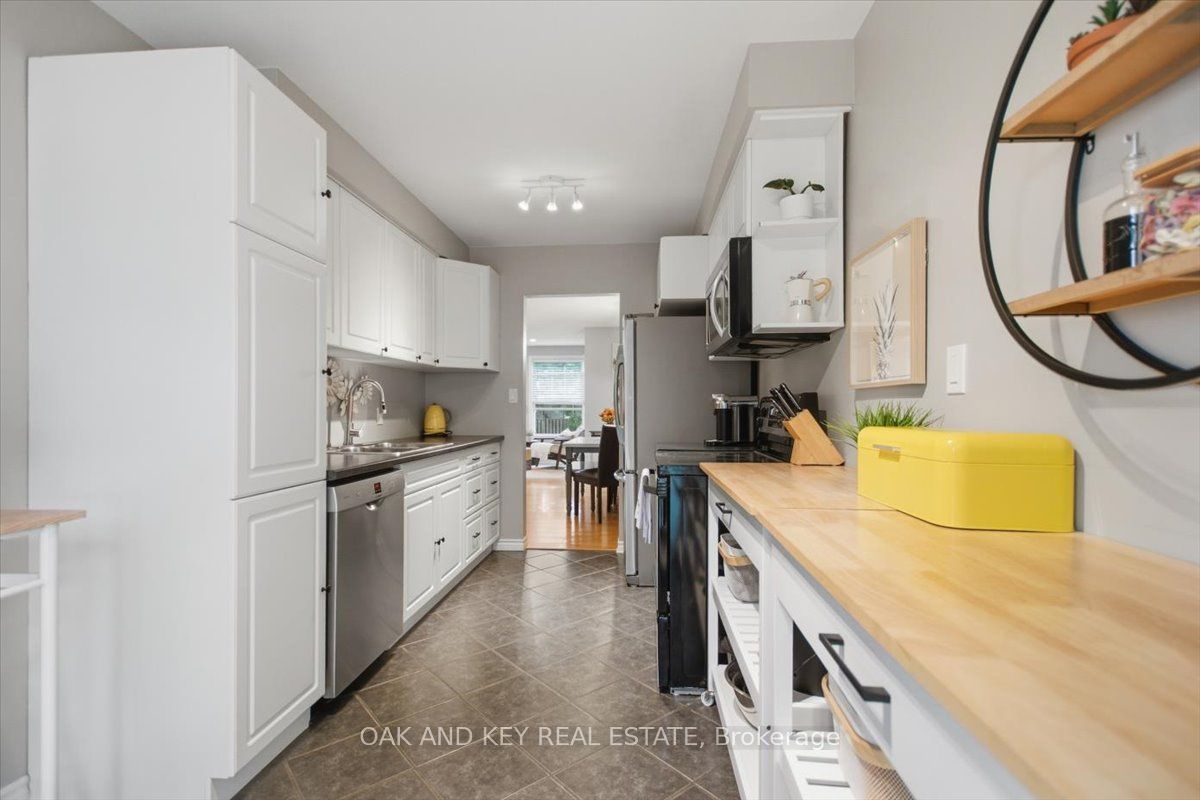 15 Chancton Crescent Property Photo 14