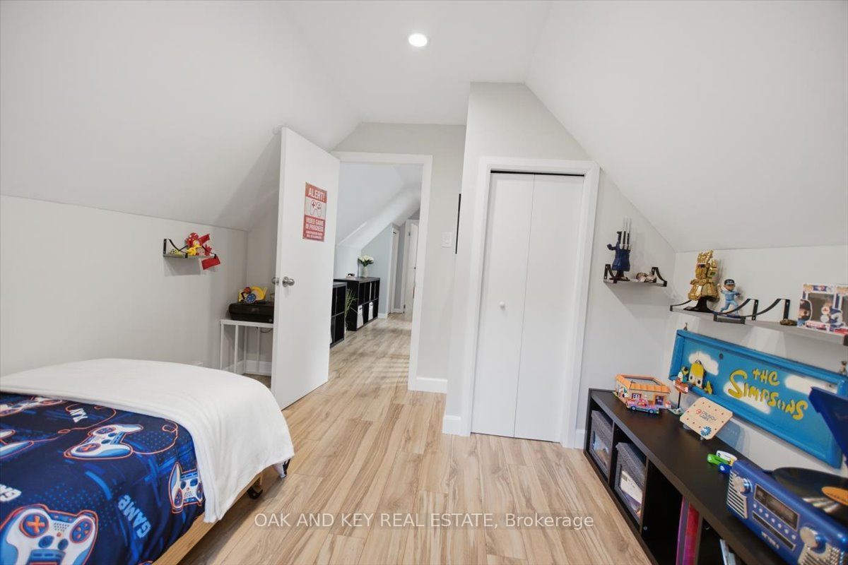 15 Chancton Crescent Property Photo 32