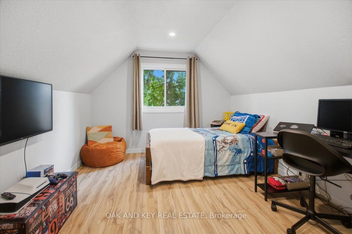 15 Chancton Crescent Property Photo 36
