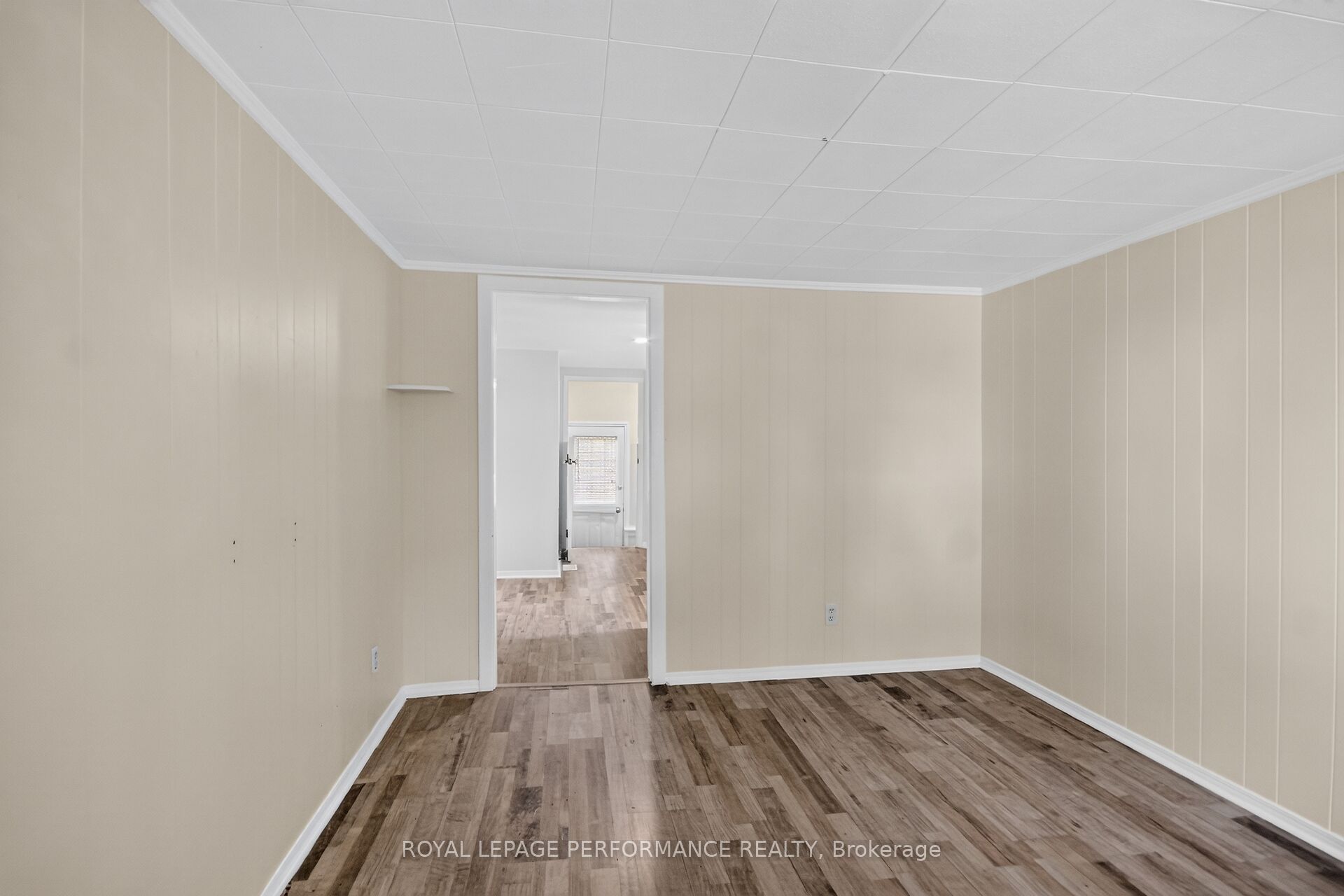 46 First Avenue Property Photo 3