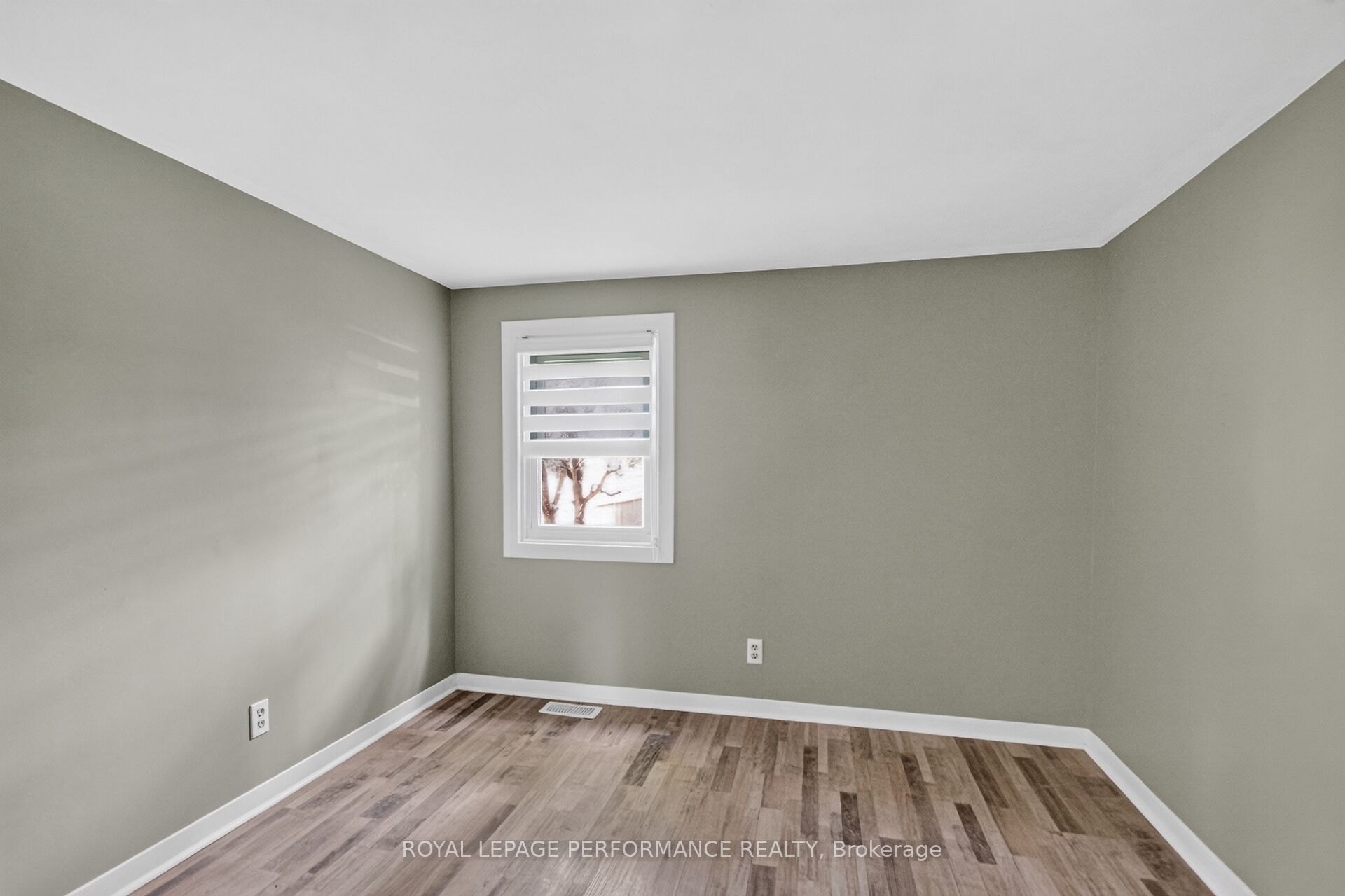 46 First Avenue Property Photo 14
