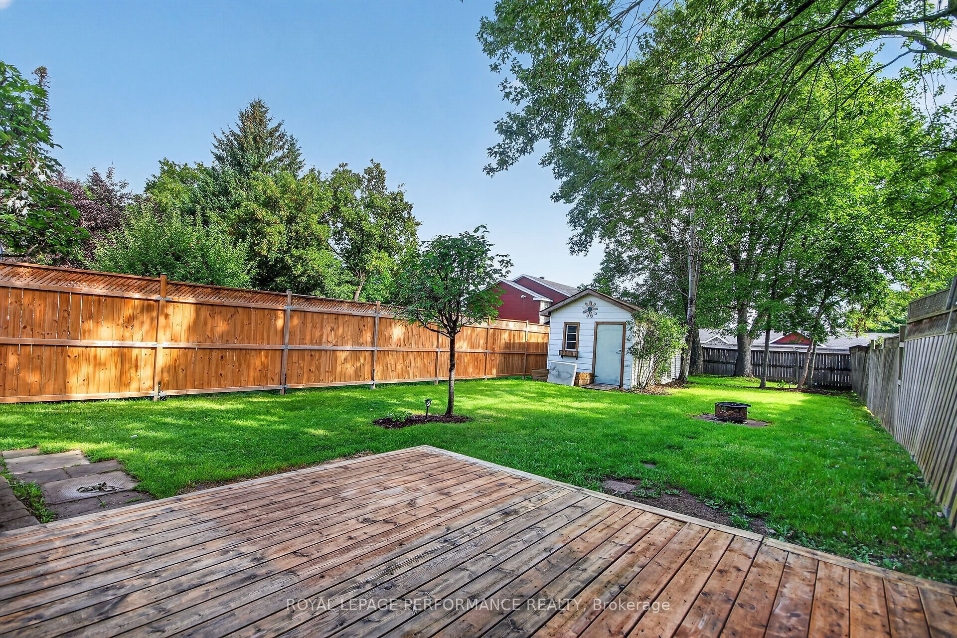 46 First Avenue Property Photo 31
