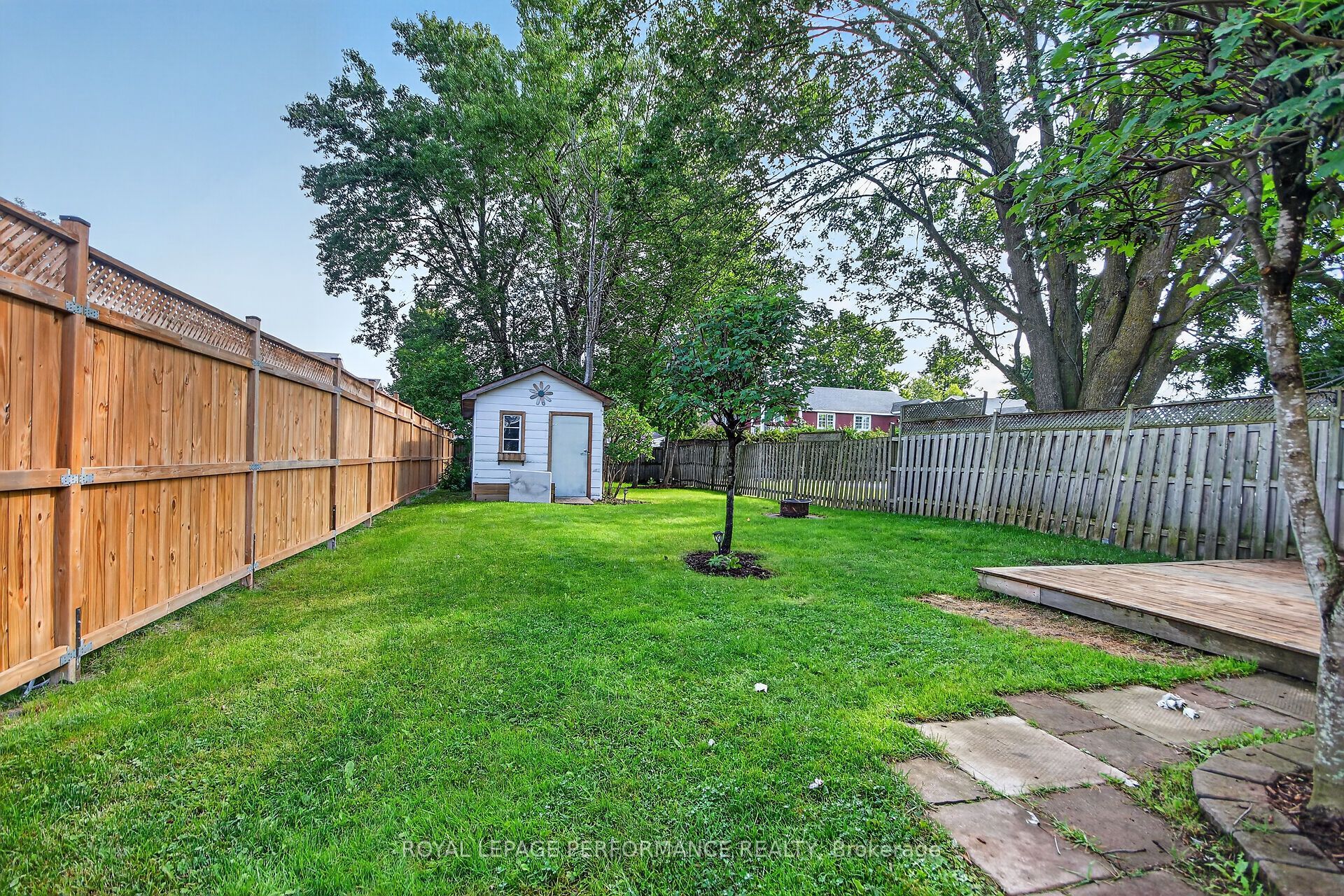 46 First Avenue Property Photo 32