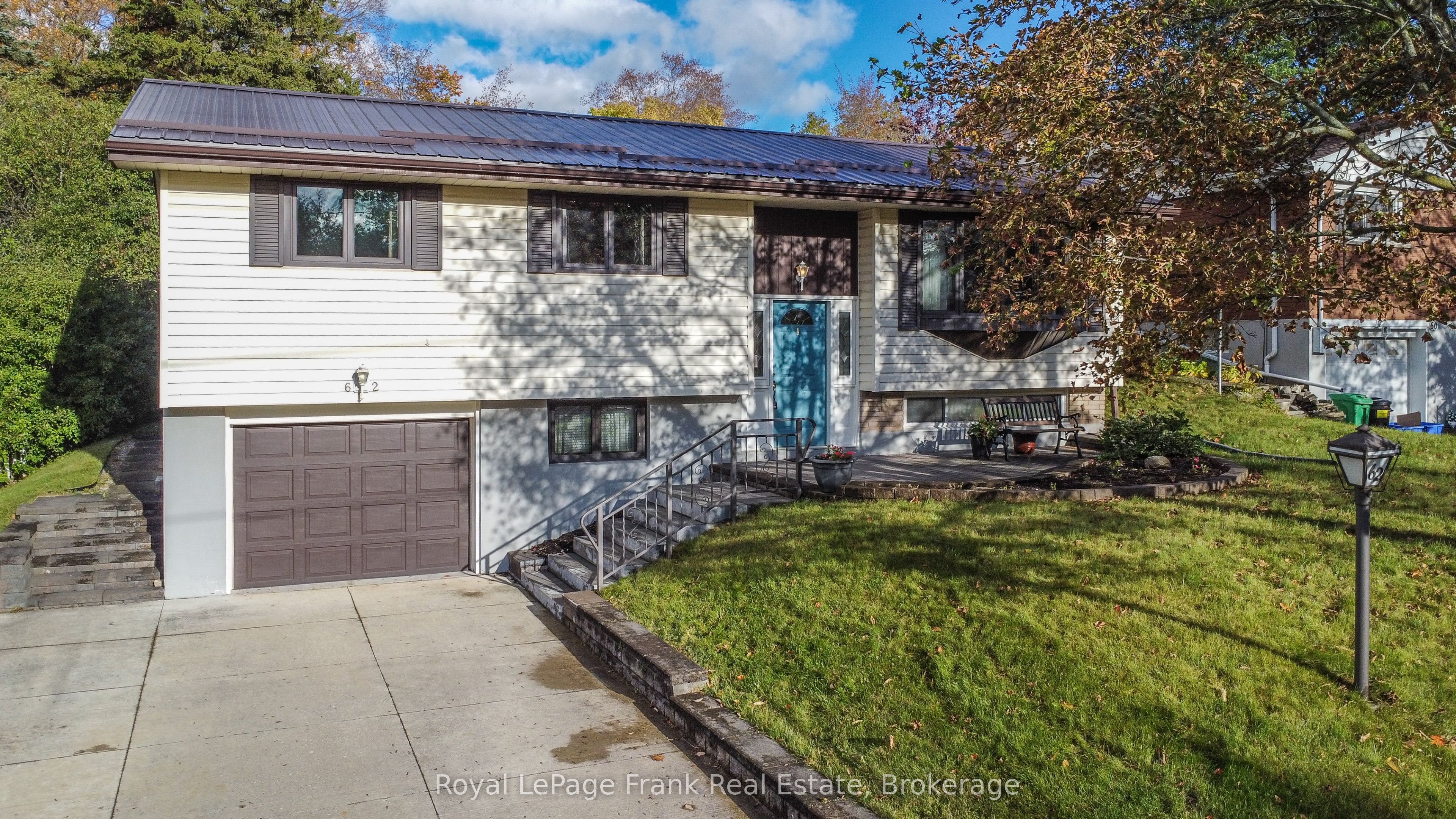62 Springbrook Drive Property Photo 1