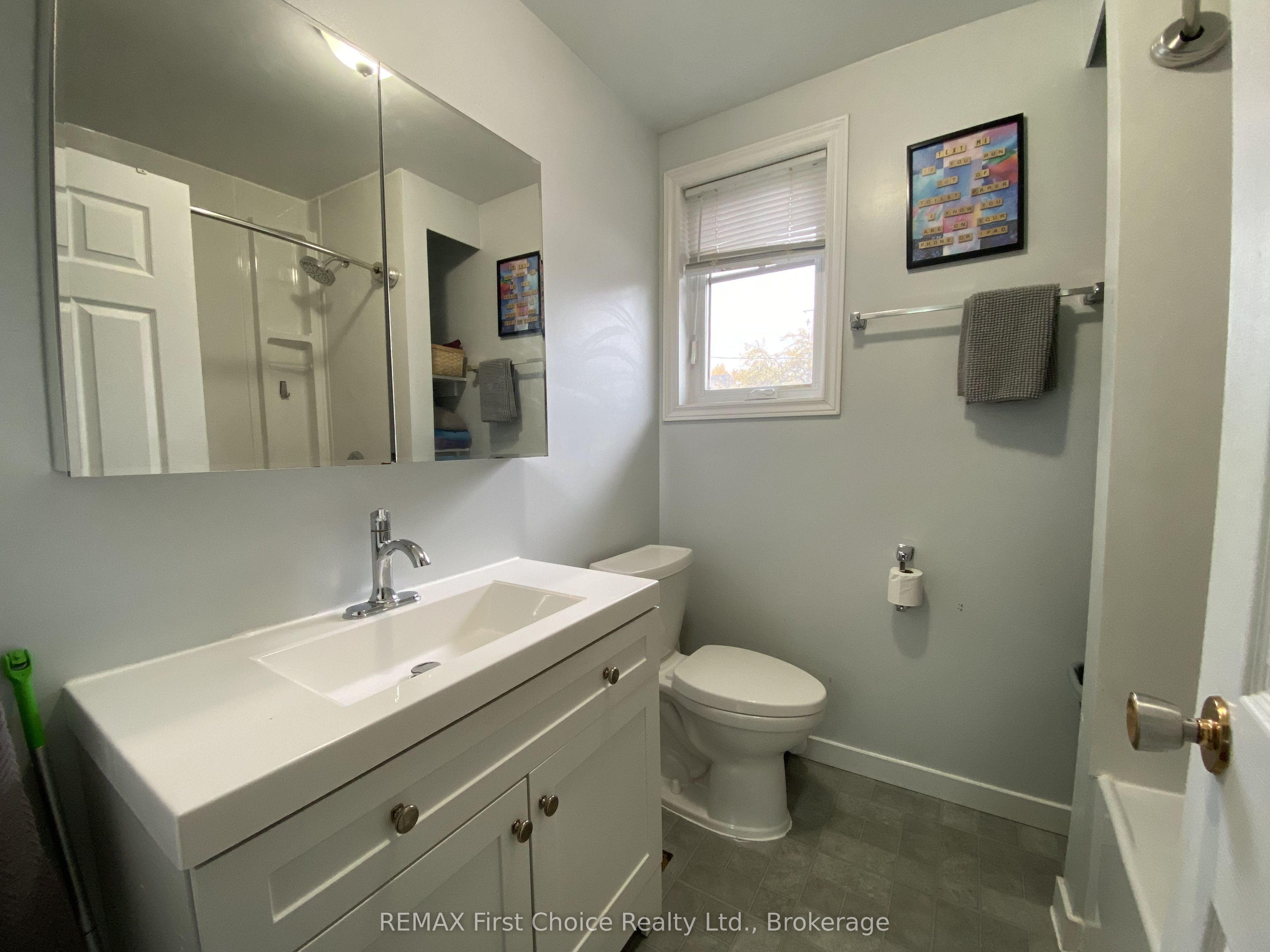 722 Catherine Street Property Photo 13