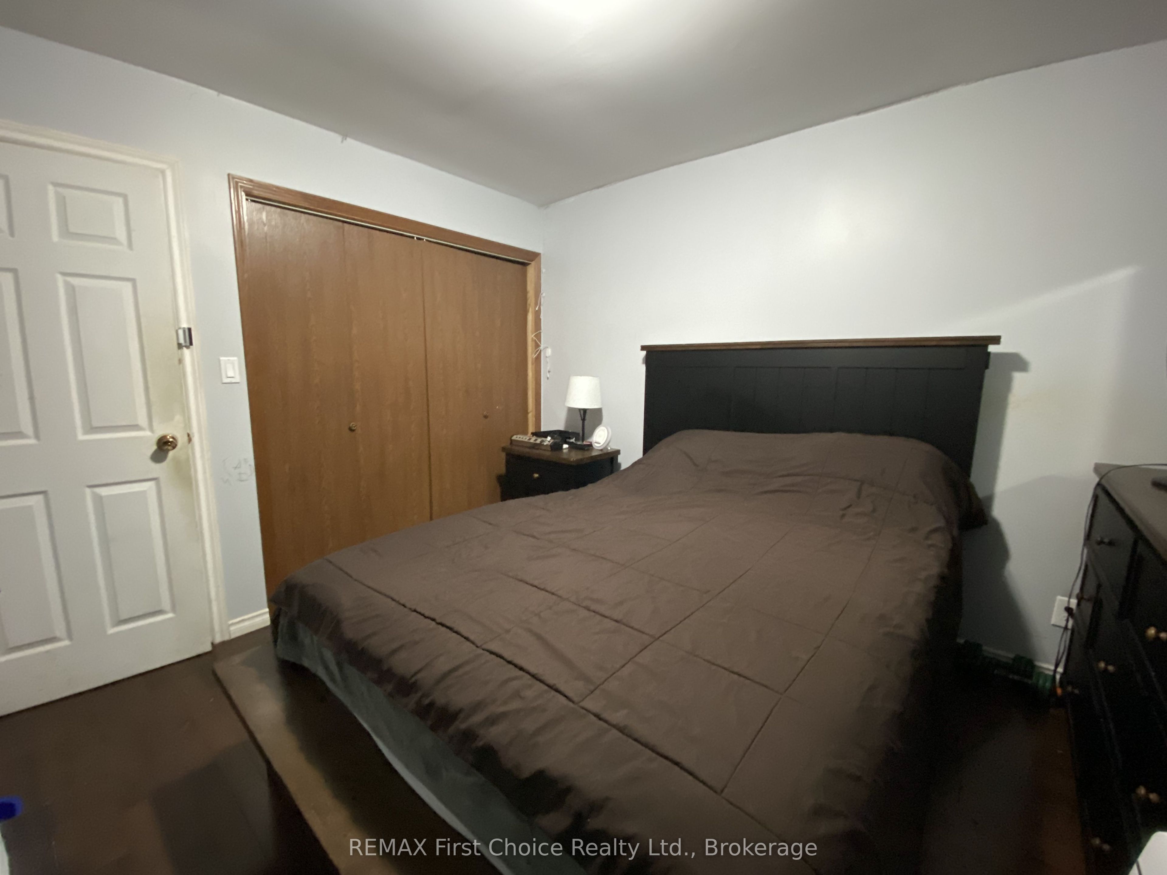 722 Catherine Street Property Photo 15