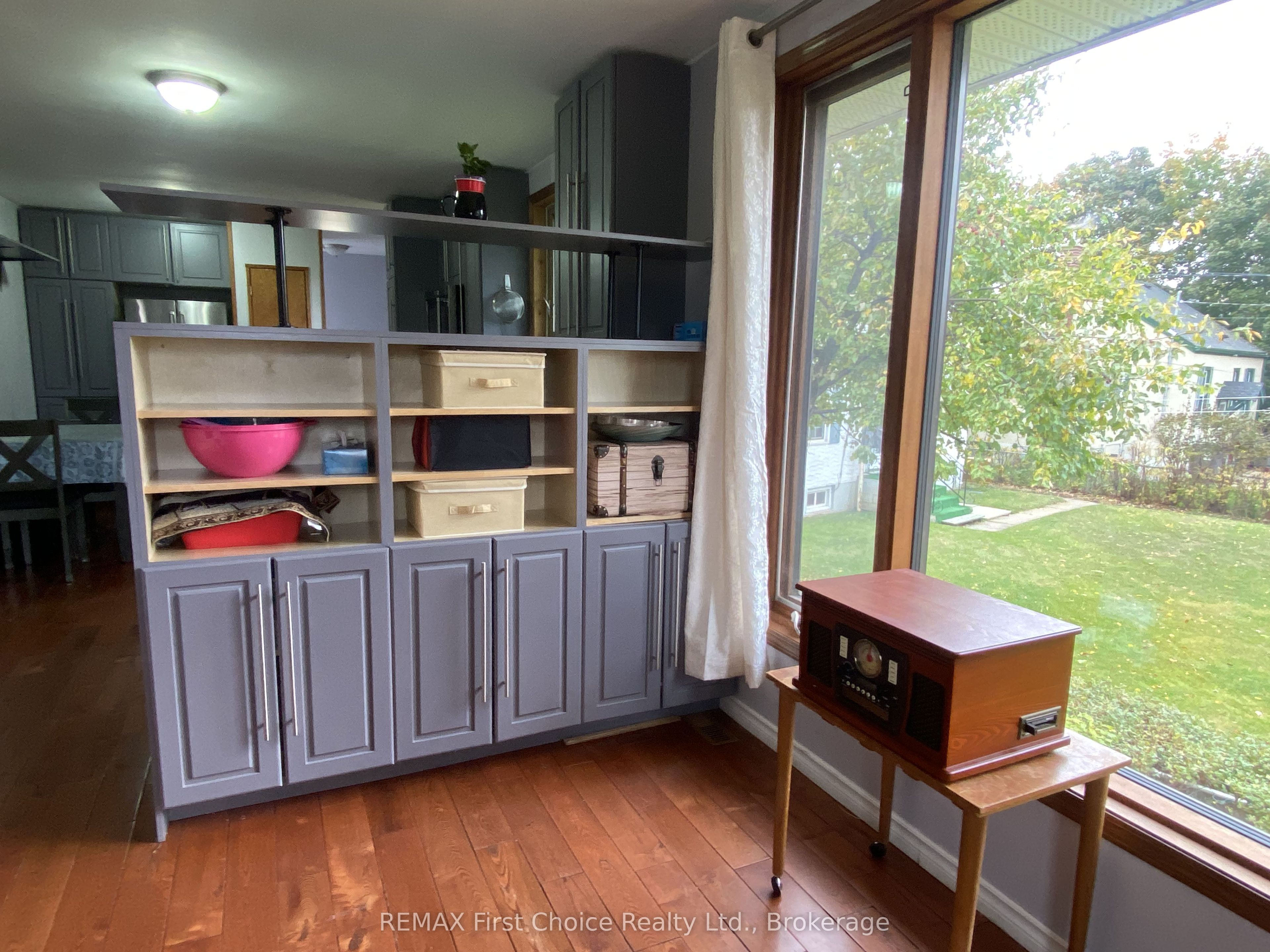 722 Catherine Street Property Photo 17