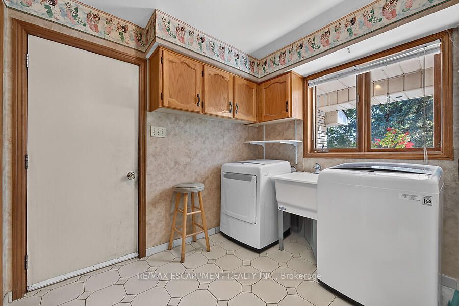 2 Karendale Crescent Property Photo 15