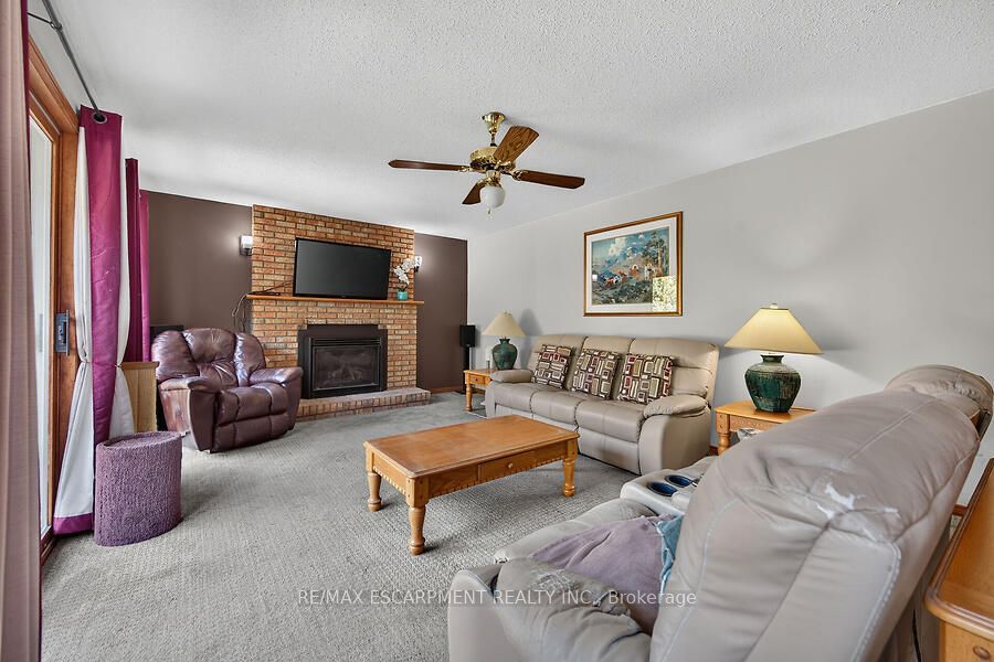 2 Karendale Crescent Property Photo 23