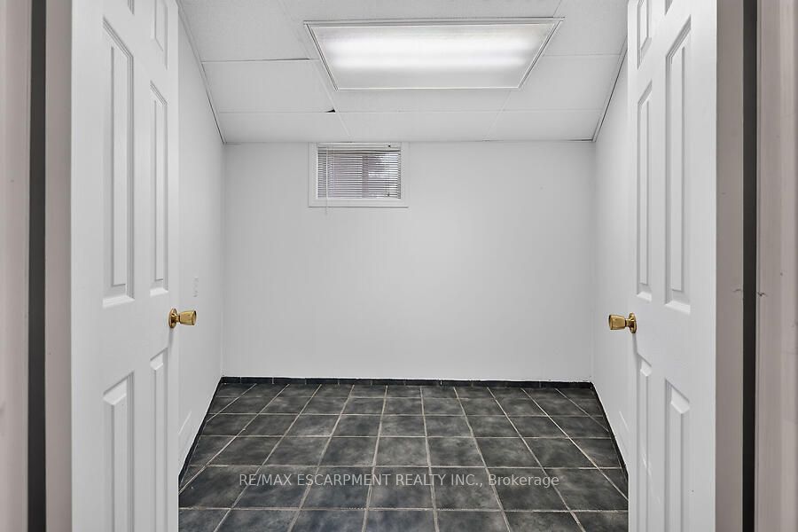 2 Karendale Crescent Property Photo 37