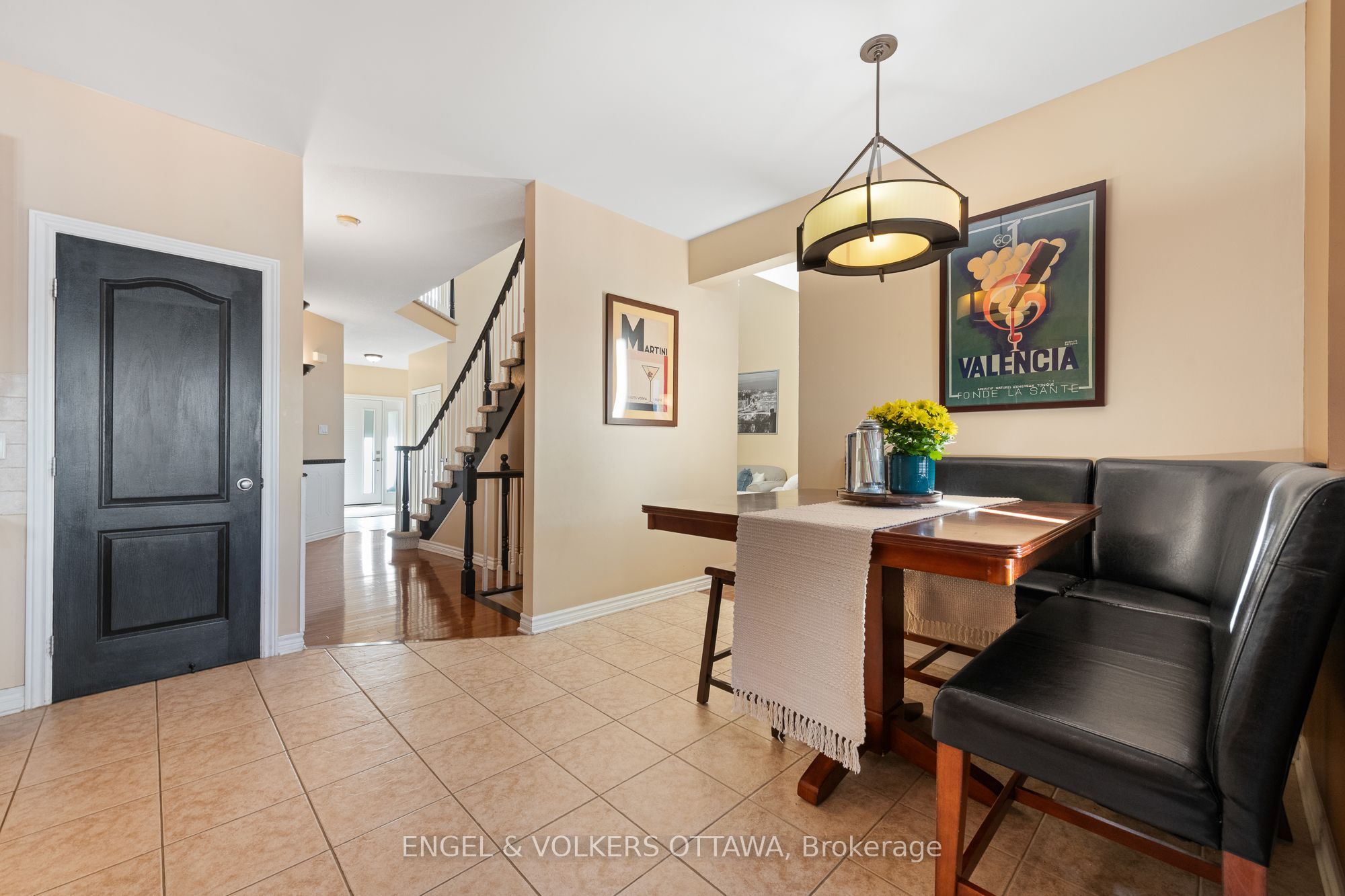 5 Valencia Street Property Photo 14
