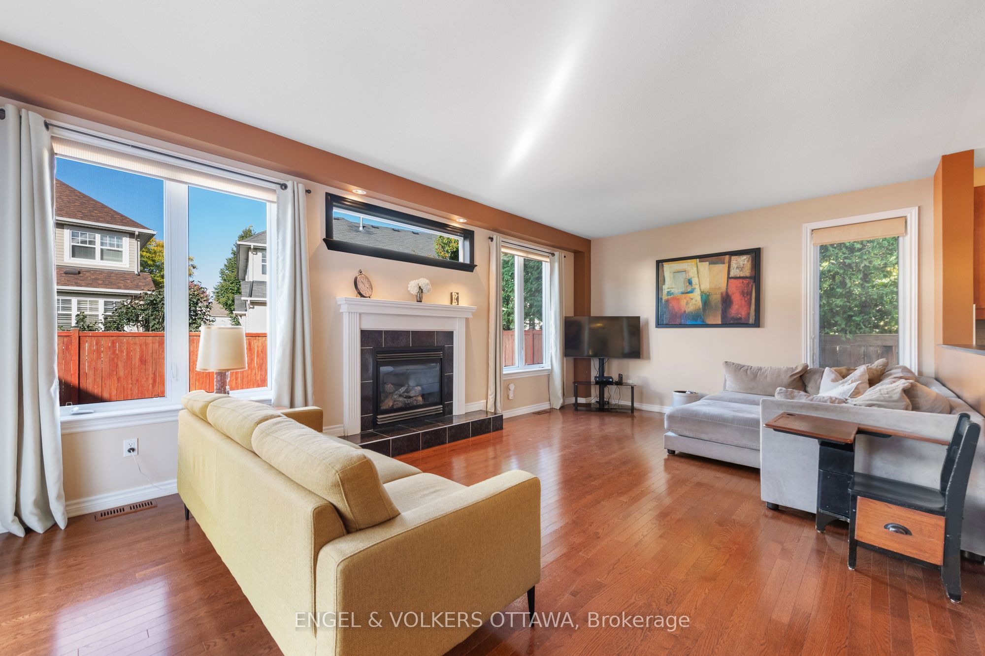 5 Valencia Street Property Photo 16