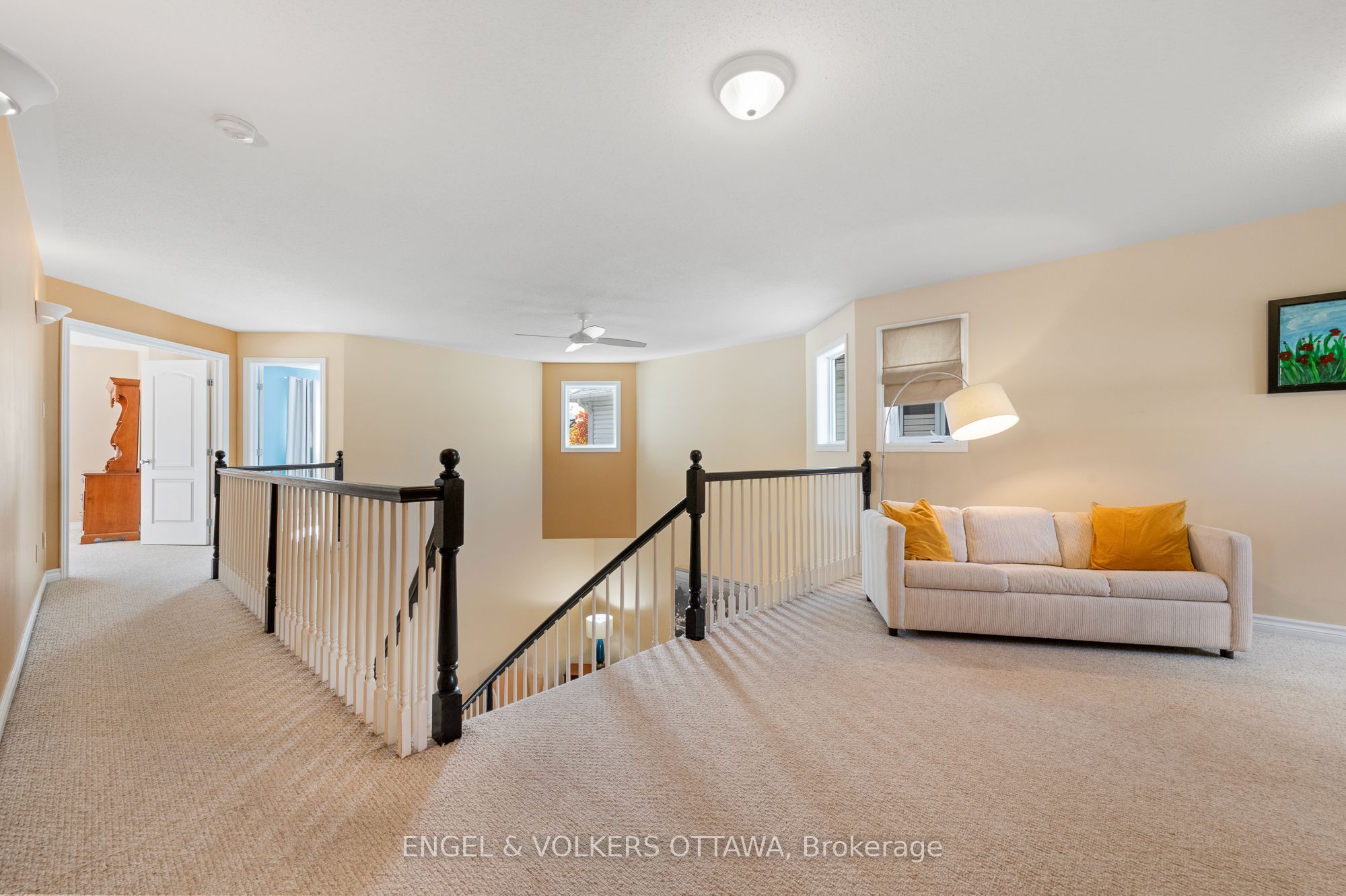 5 Valencia Street Property Photo 25