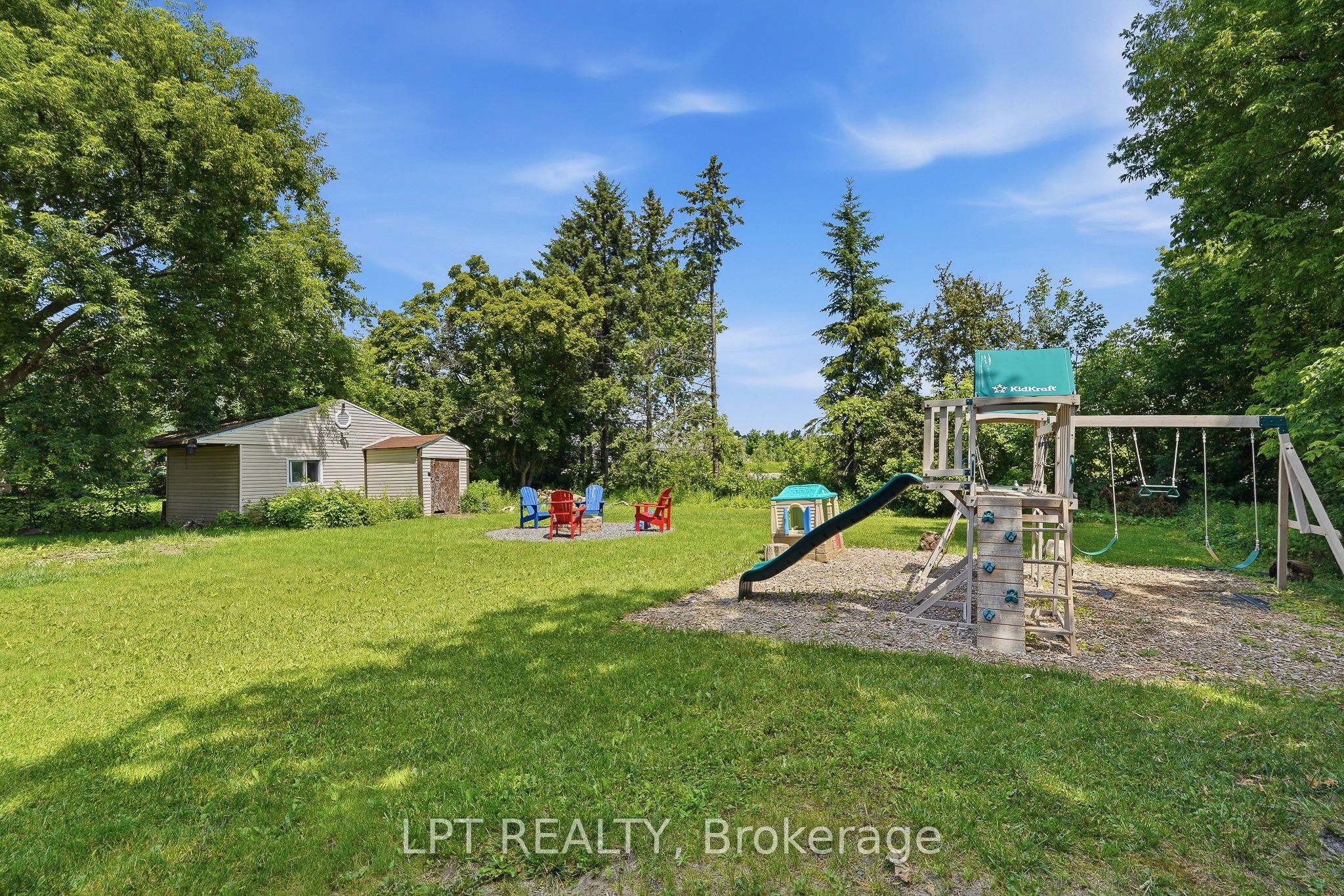 1467 Meadow Road N Property Photo 28