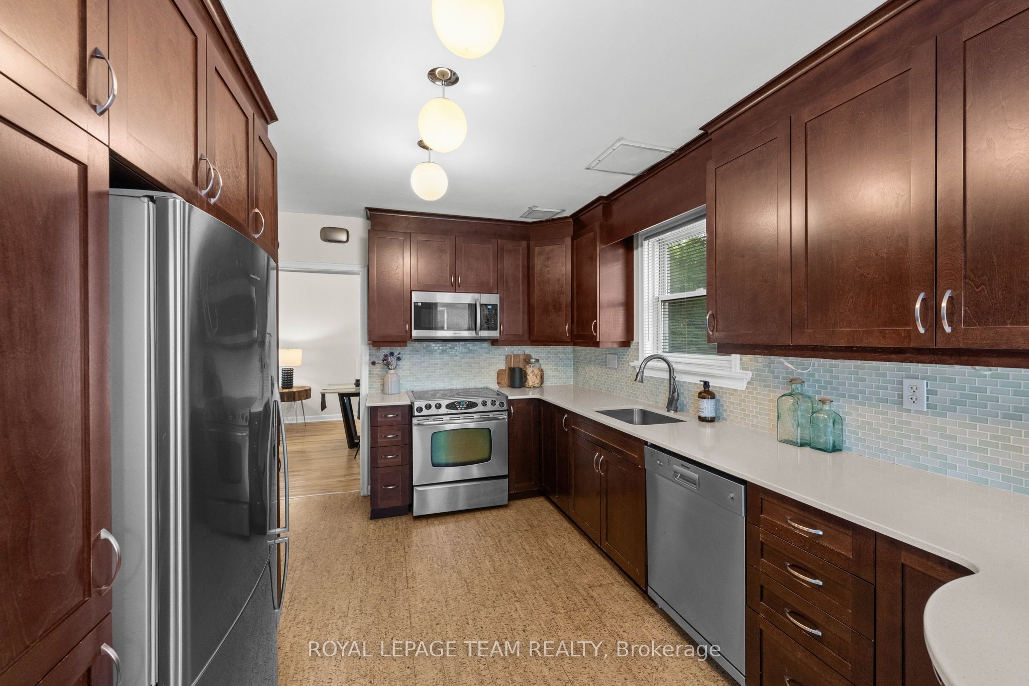873 Smyth Road Property Photo 12