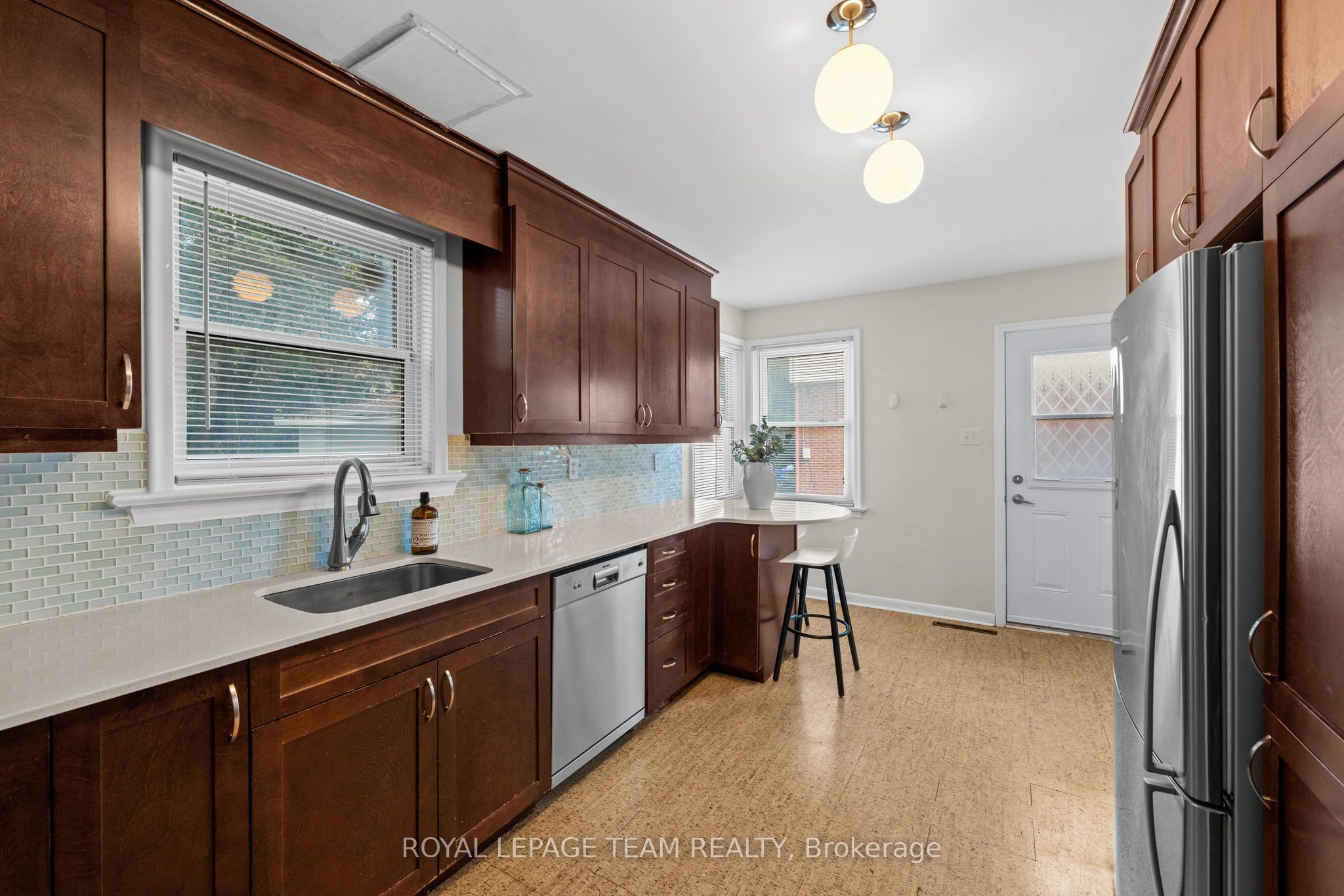 873 Smyth Road Property Photo 15